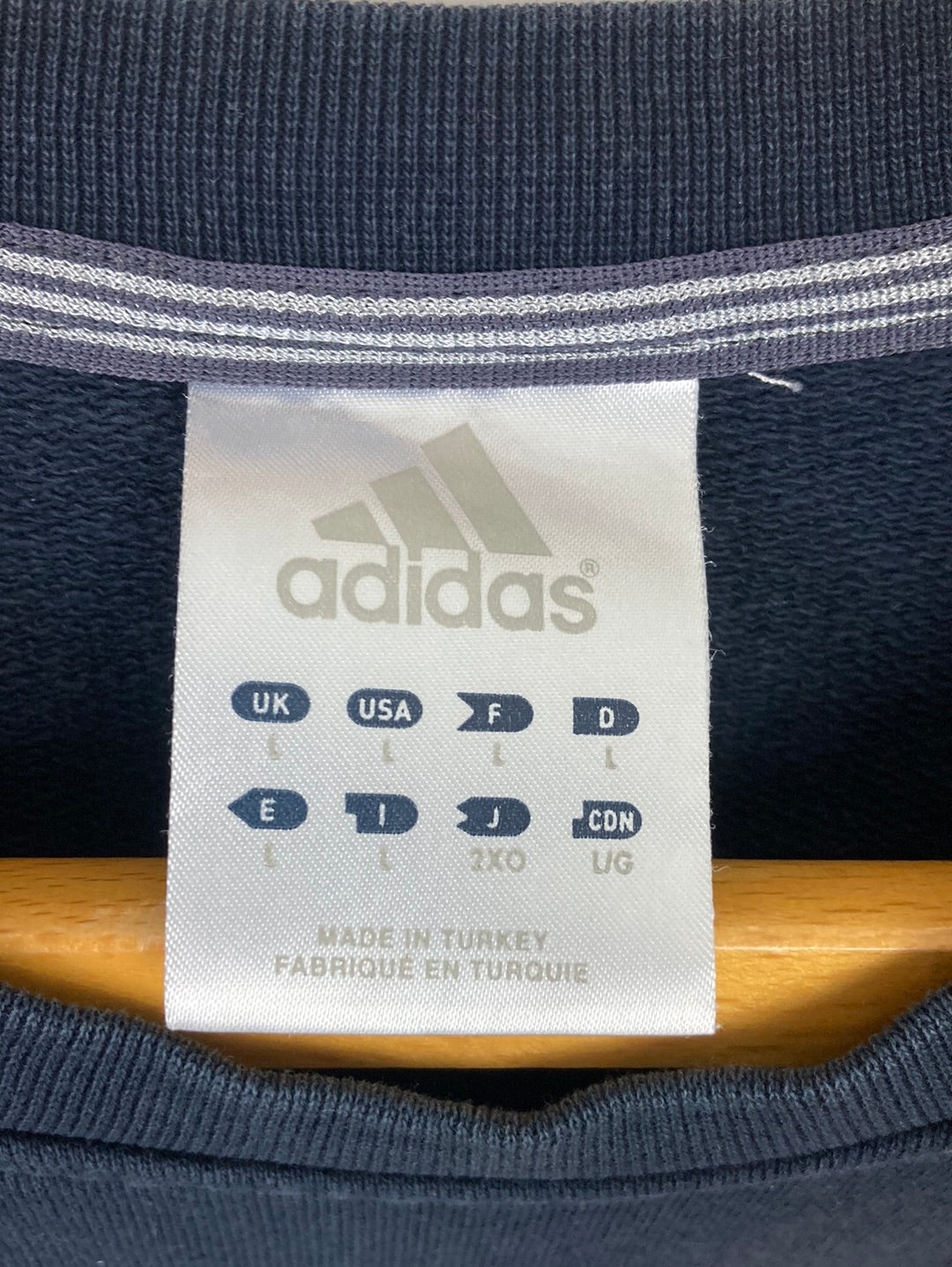 Adidas Sweater (L)