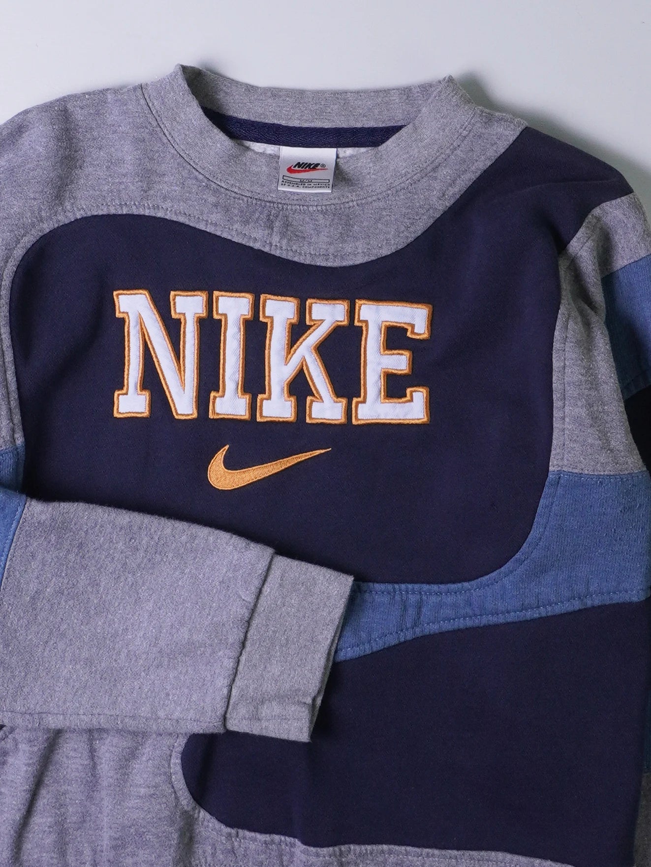 Nike Sweatshirt (XS)
