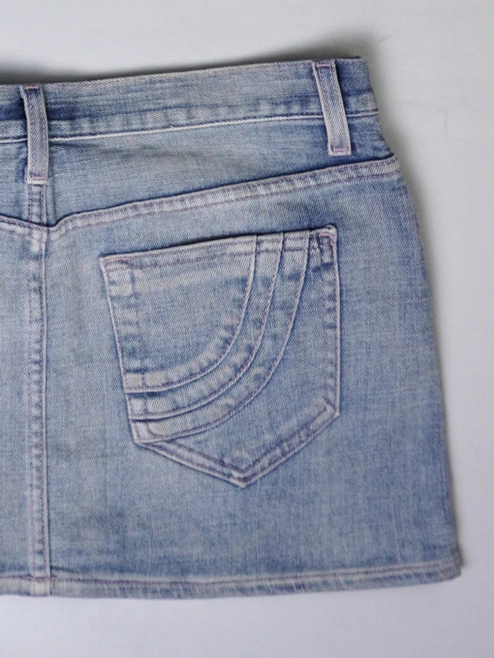 Y2K 38/40 Mini Rock (M/L)