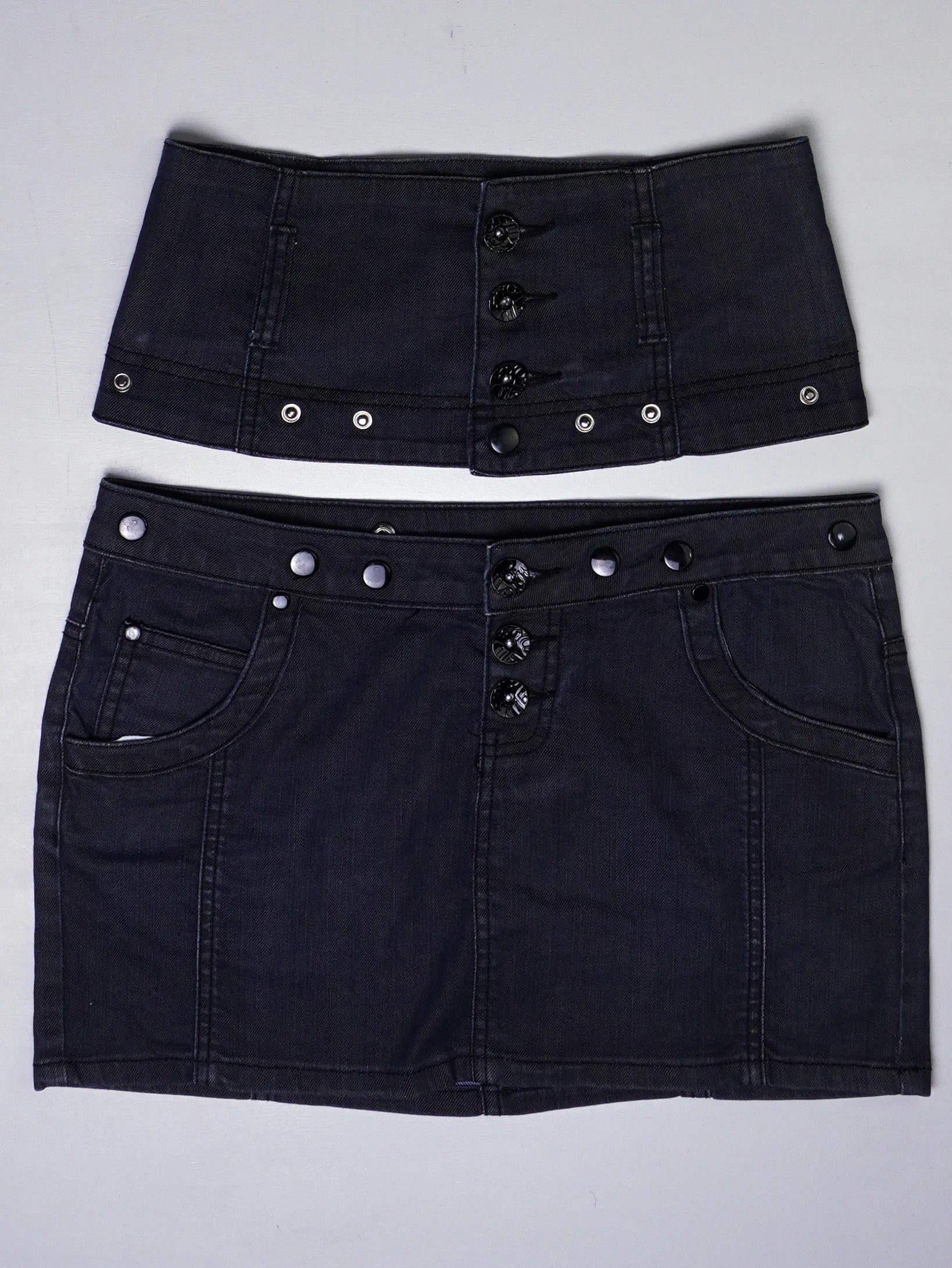 Y2K 38 Mini Rock (M)