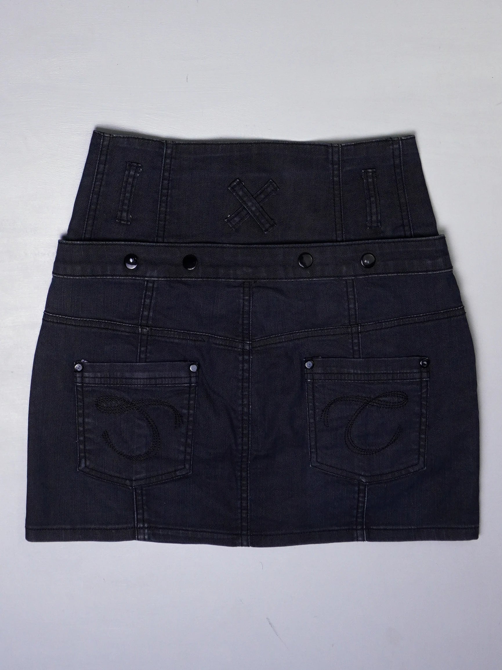 Y2K 38 Mini Rock (M)