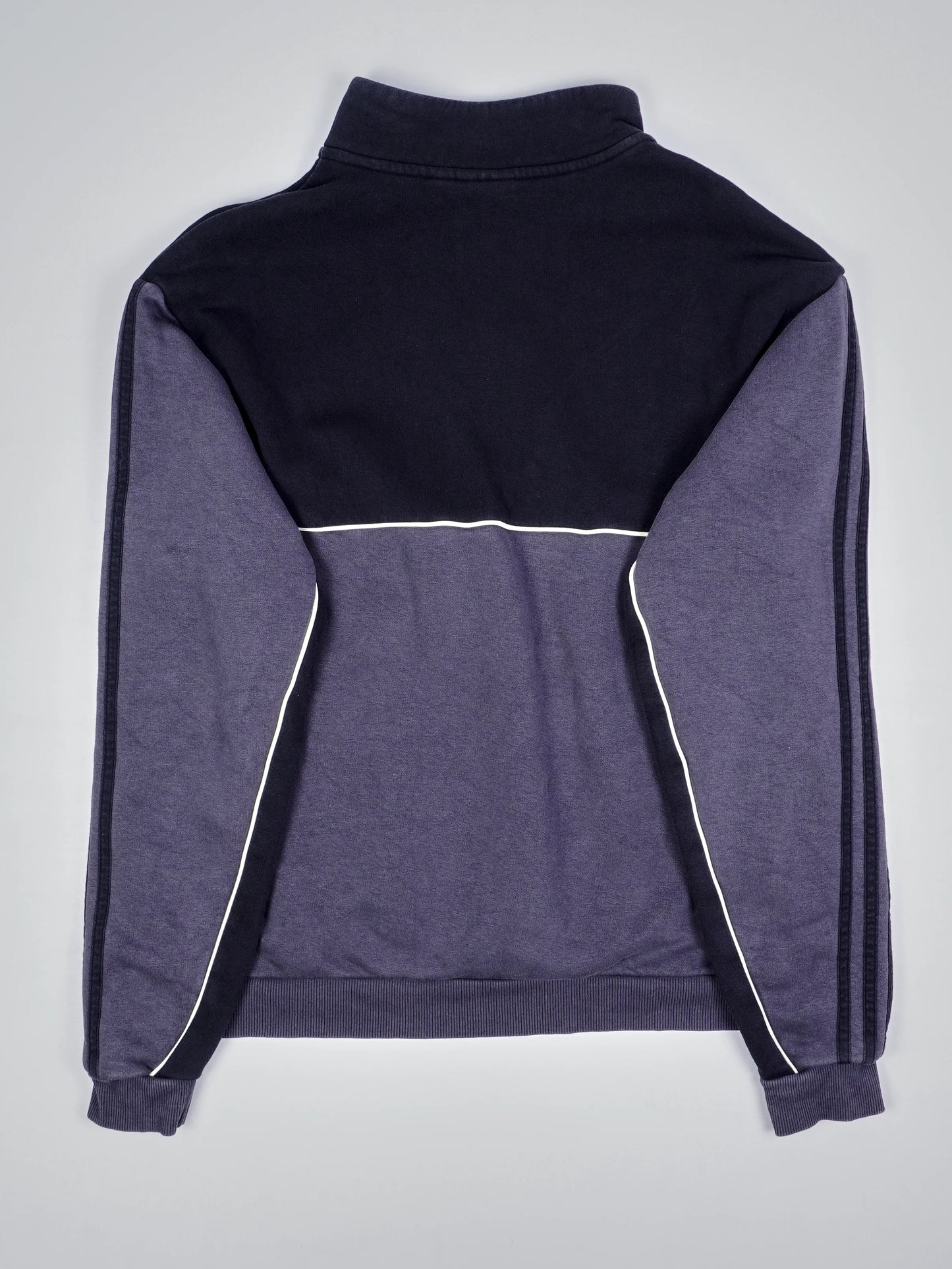 Adidas Sweater (M)