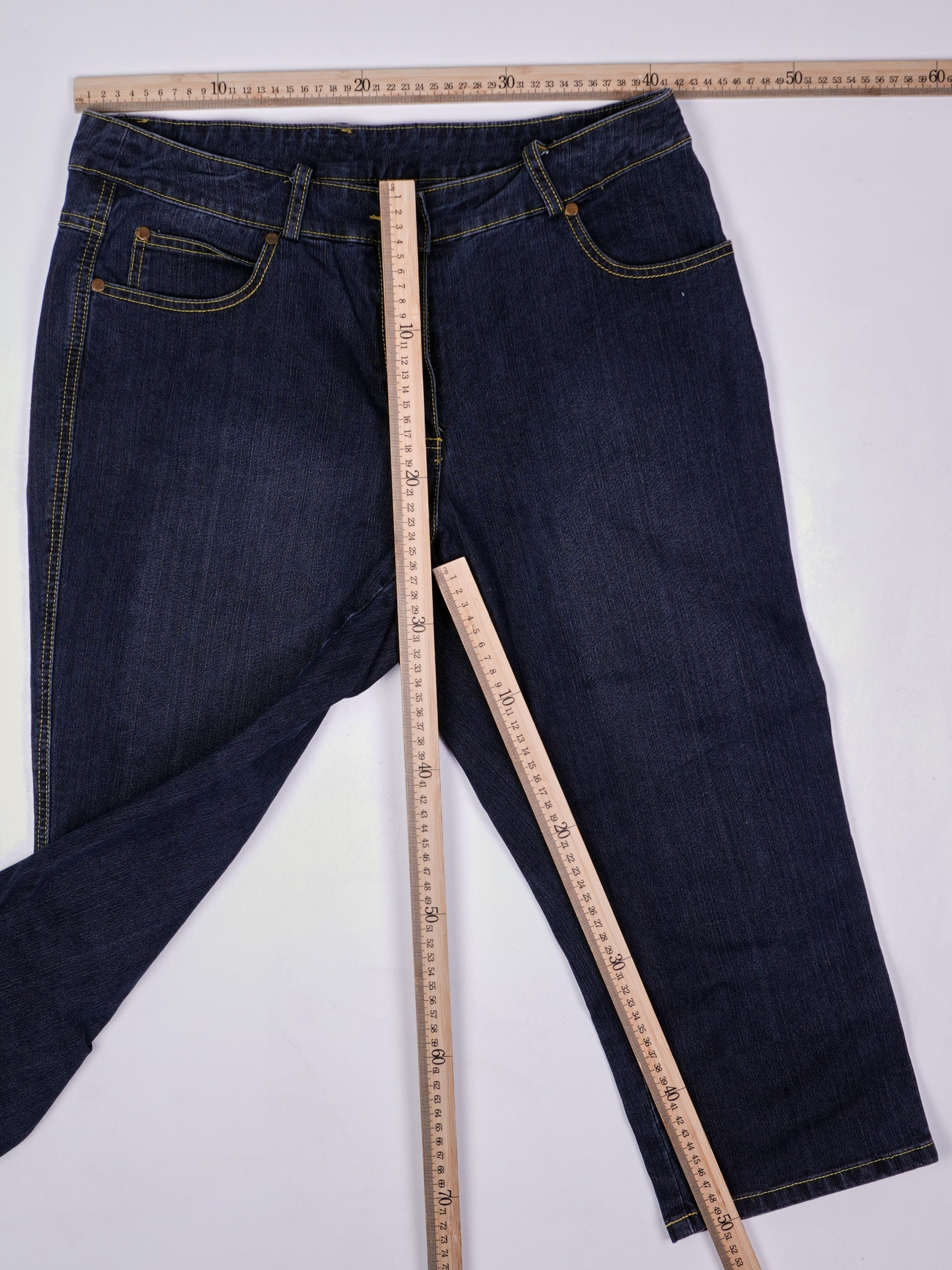 Vintage Straight Leg Jeans (M)