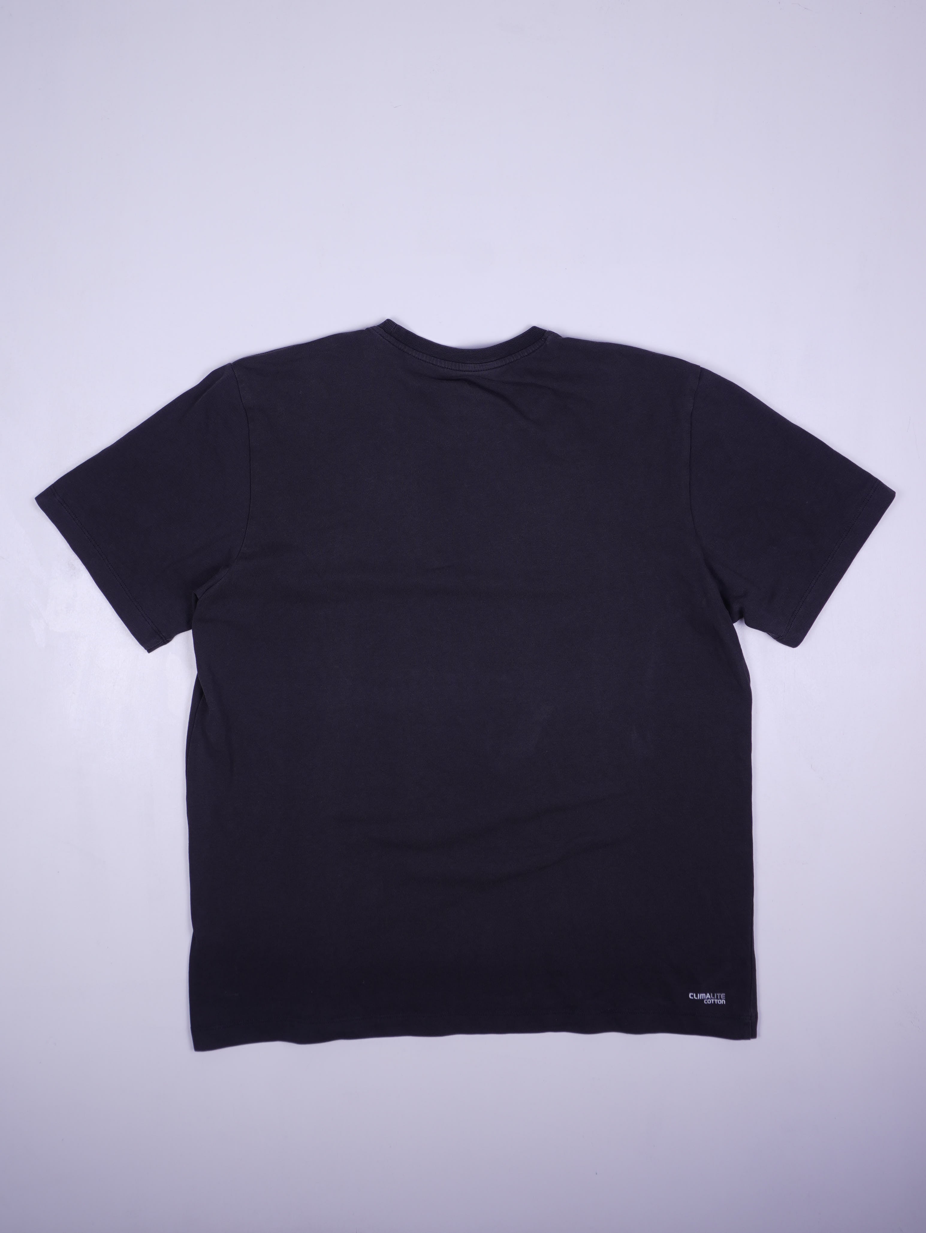 Adidas T-Shirt (L)