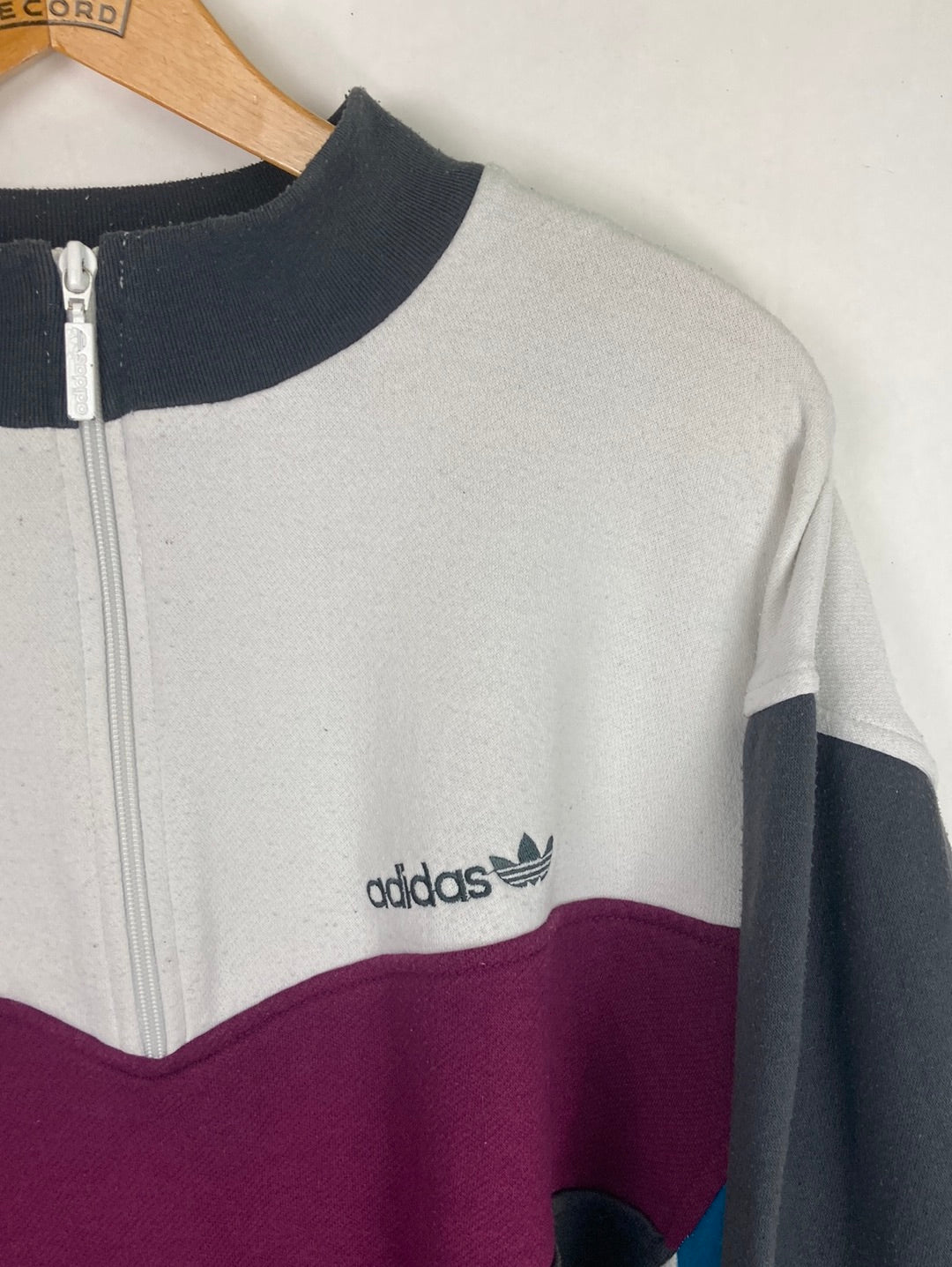 Adidas Sweater (L)