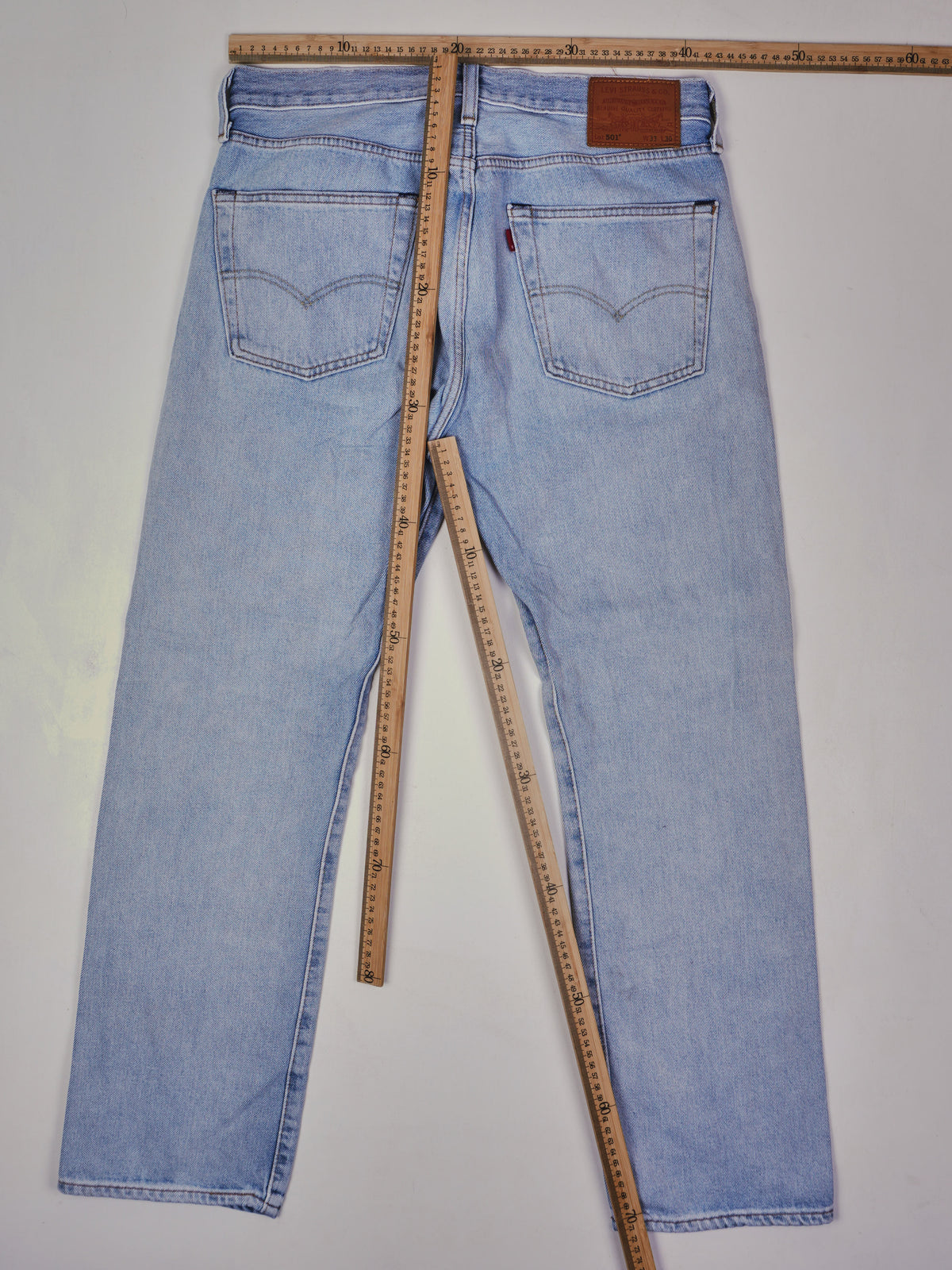 Levis 501 Straight Leg Jeans ()