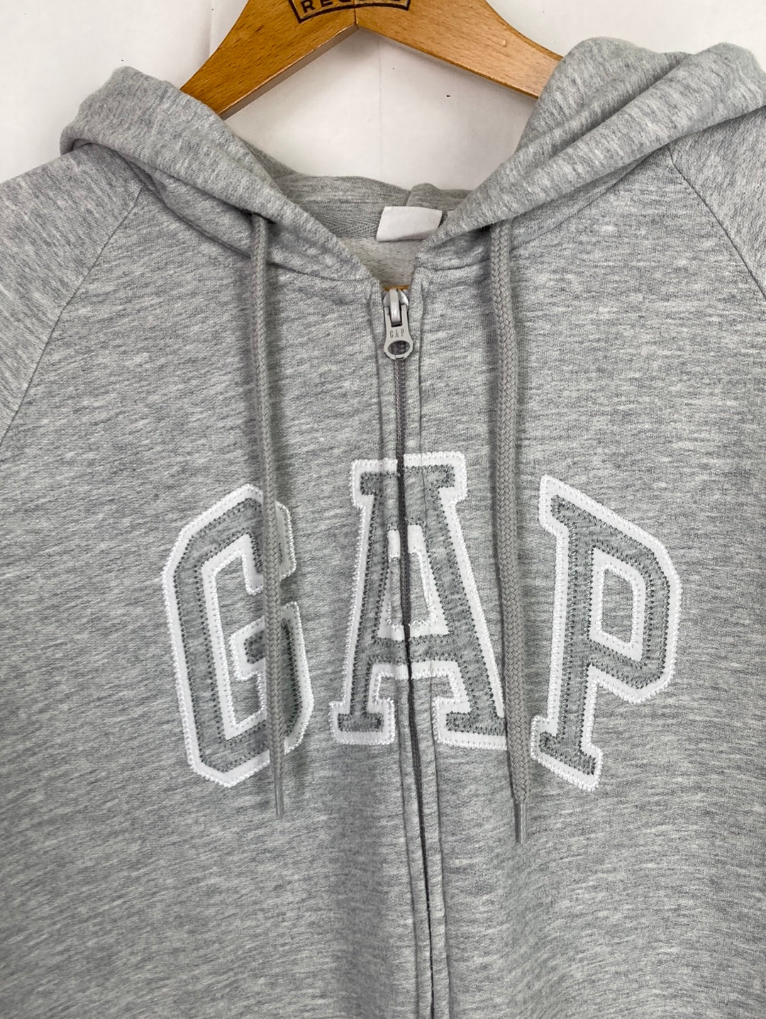 Gap Zip Hoodie (S)