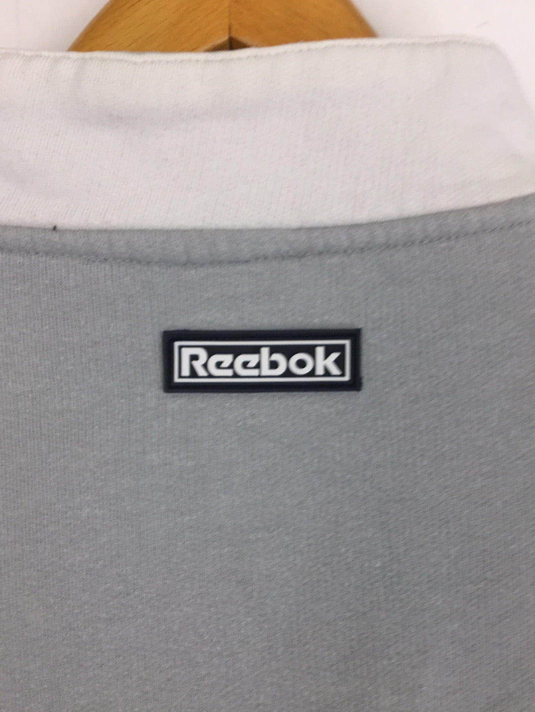 Reebok Sweater (L)