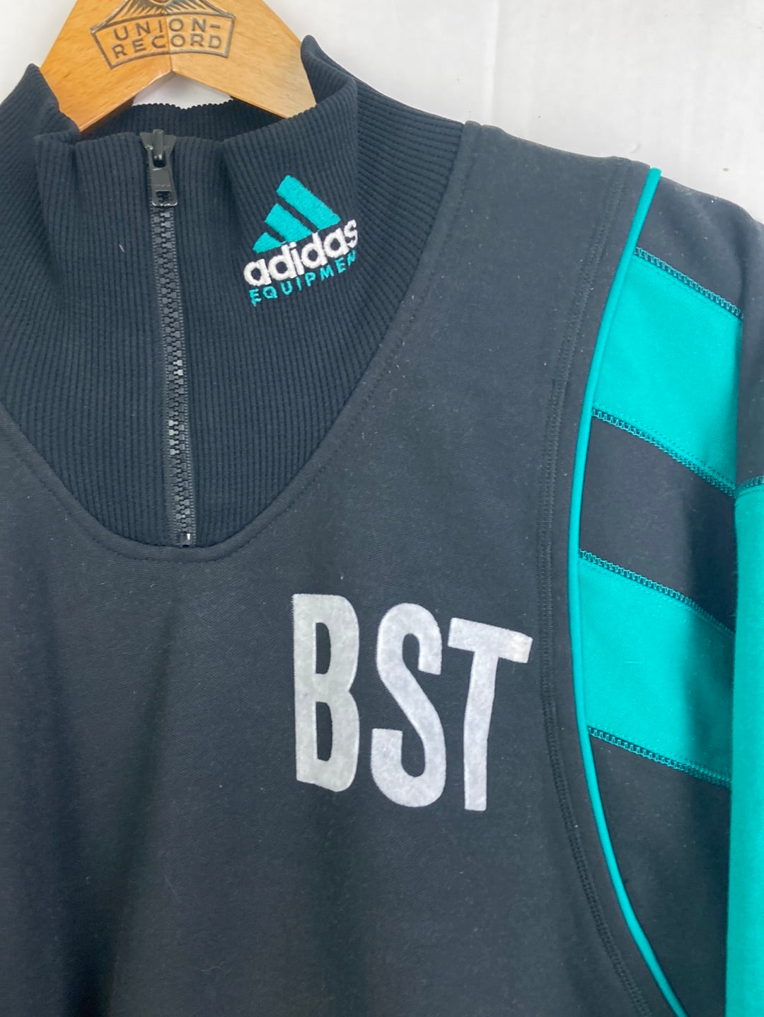 Adidas Sweater (L)