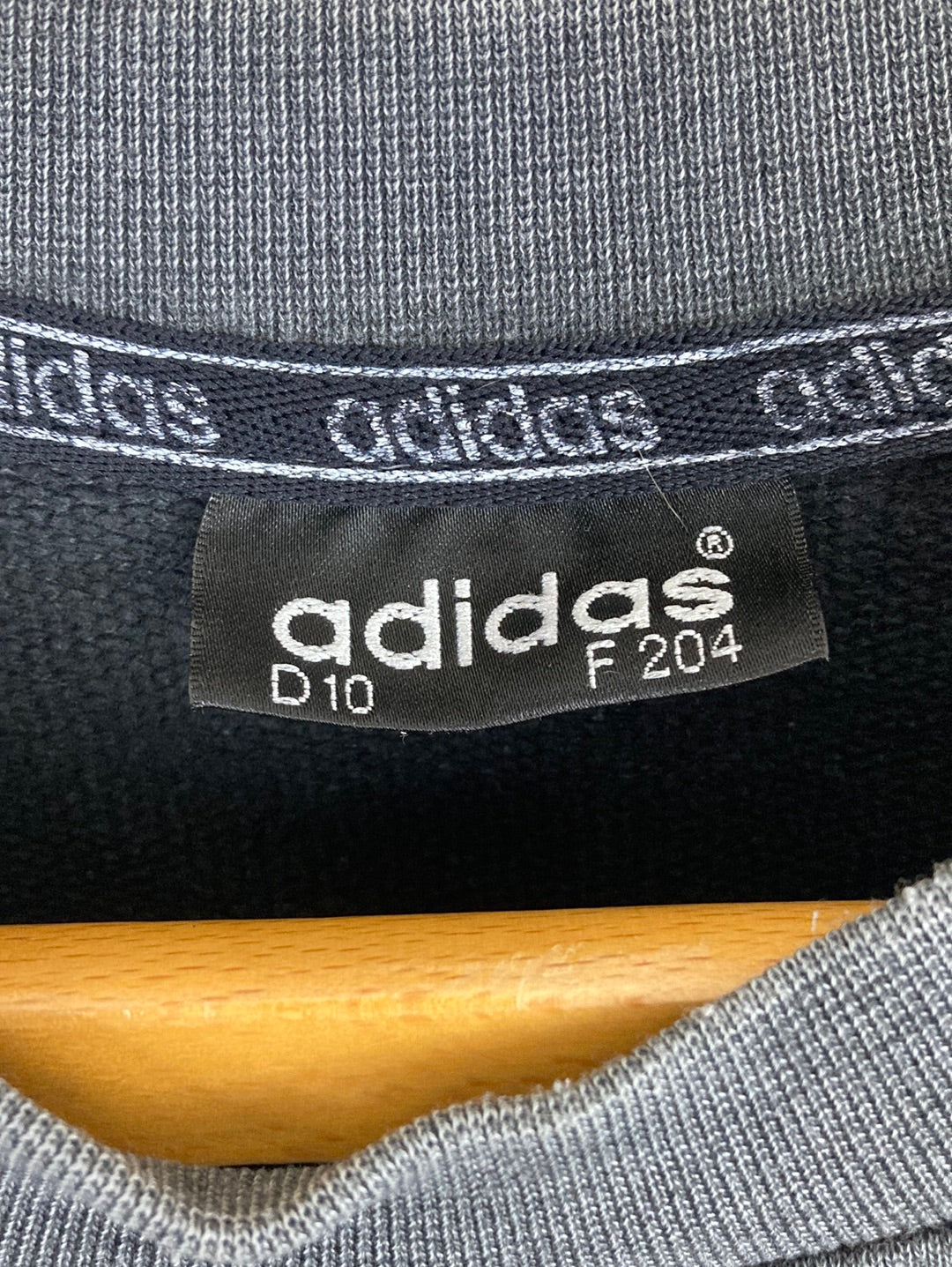 Adidas Sweater (L)