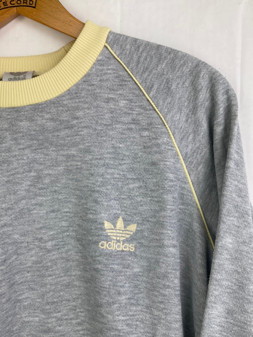 Adidas Sweater (M)