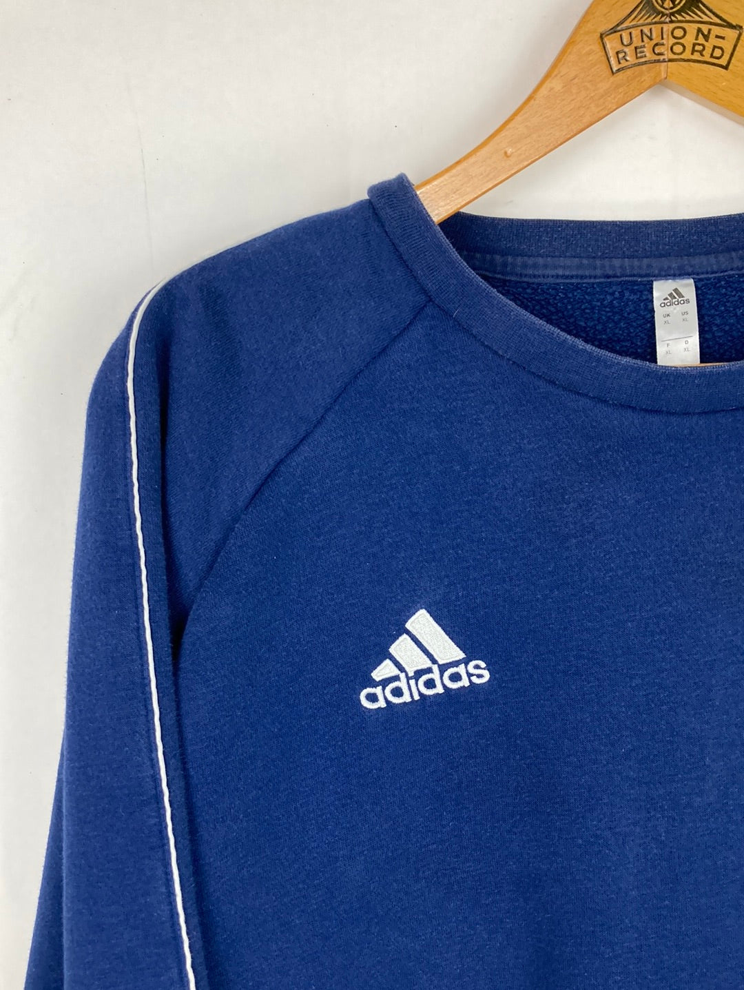 Adidas Sweater (L)