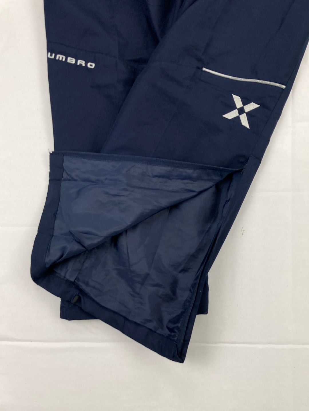 Umbro Track Pants (M)