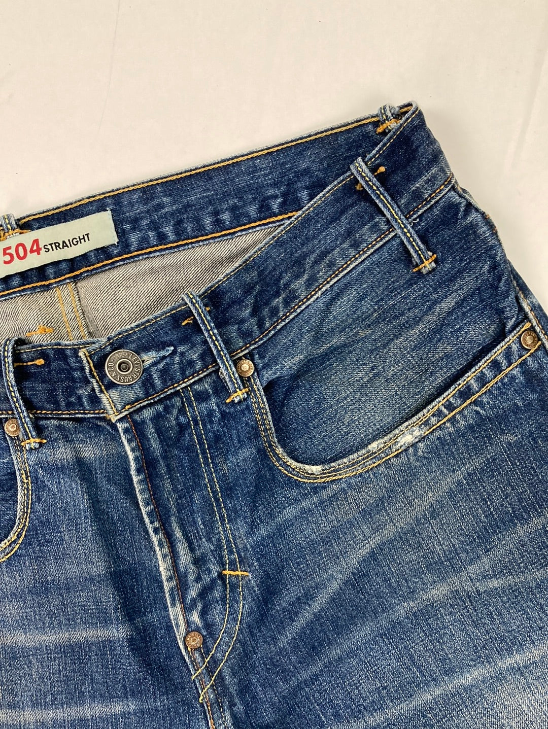 Levi’s 504 Jeans 32/34 (XL)