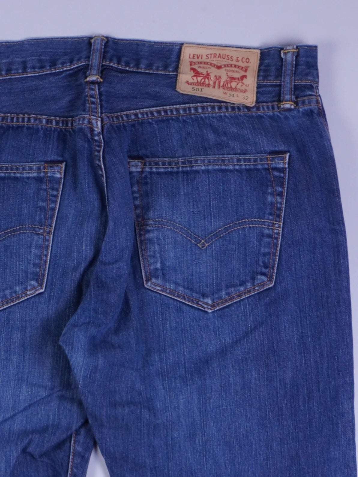Levi Jeans 34/32 (M)