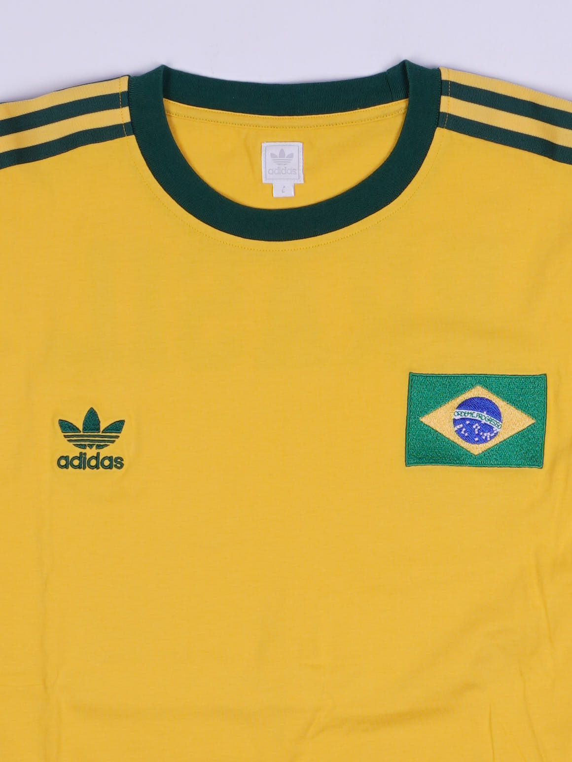 Adidas T-Shirt (L)