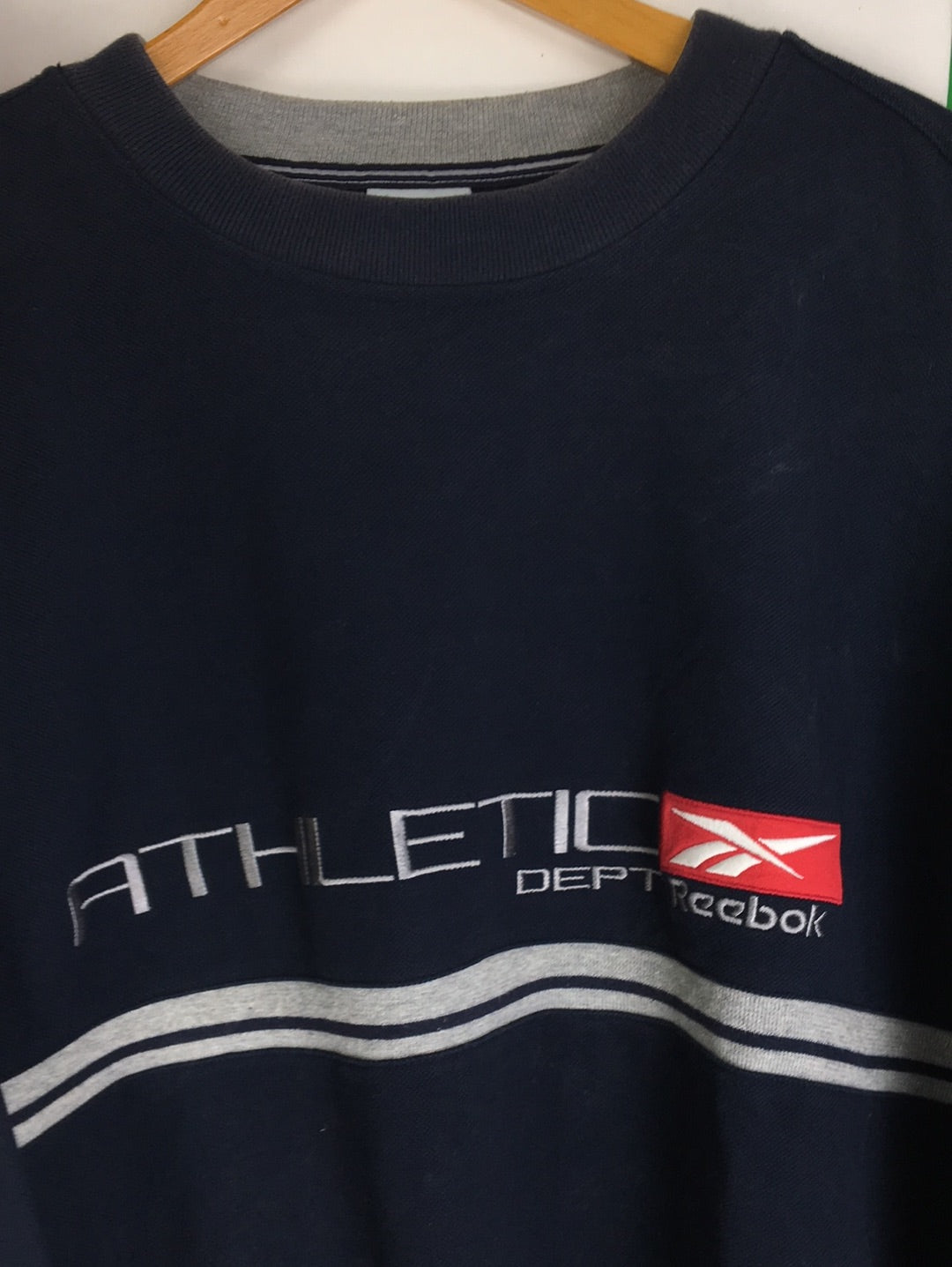 Reebok Sweater (XL)