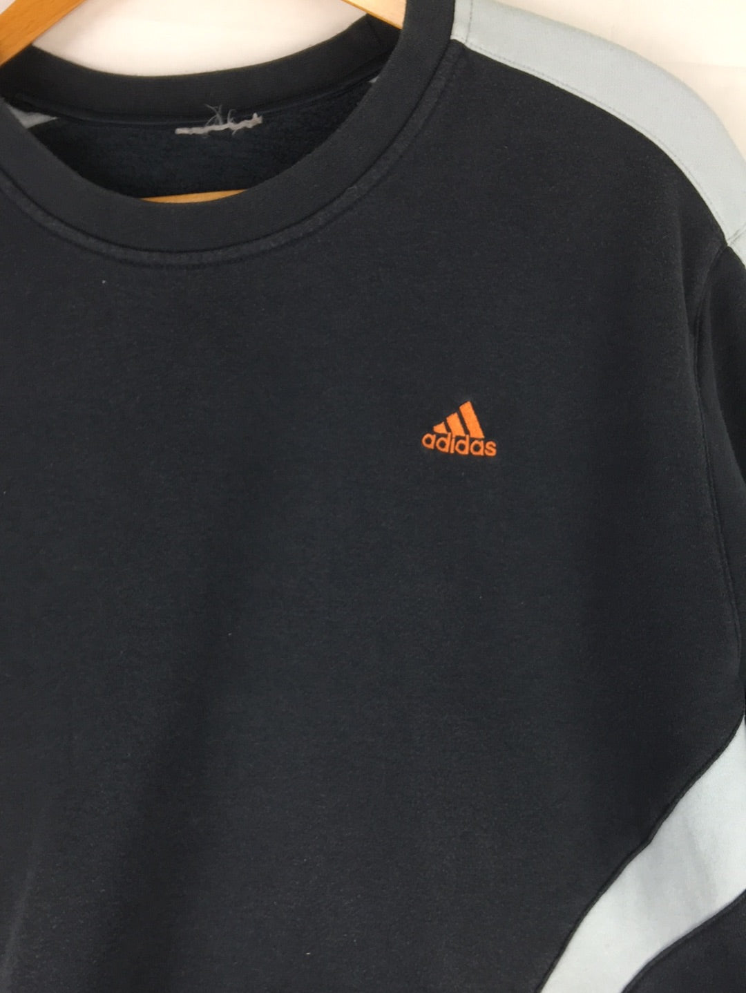 Adidas Sweater (XL)