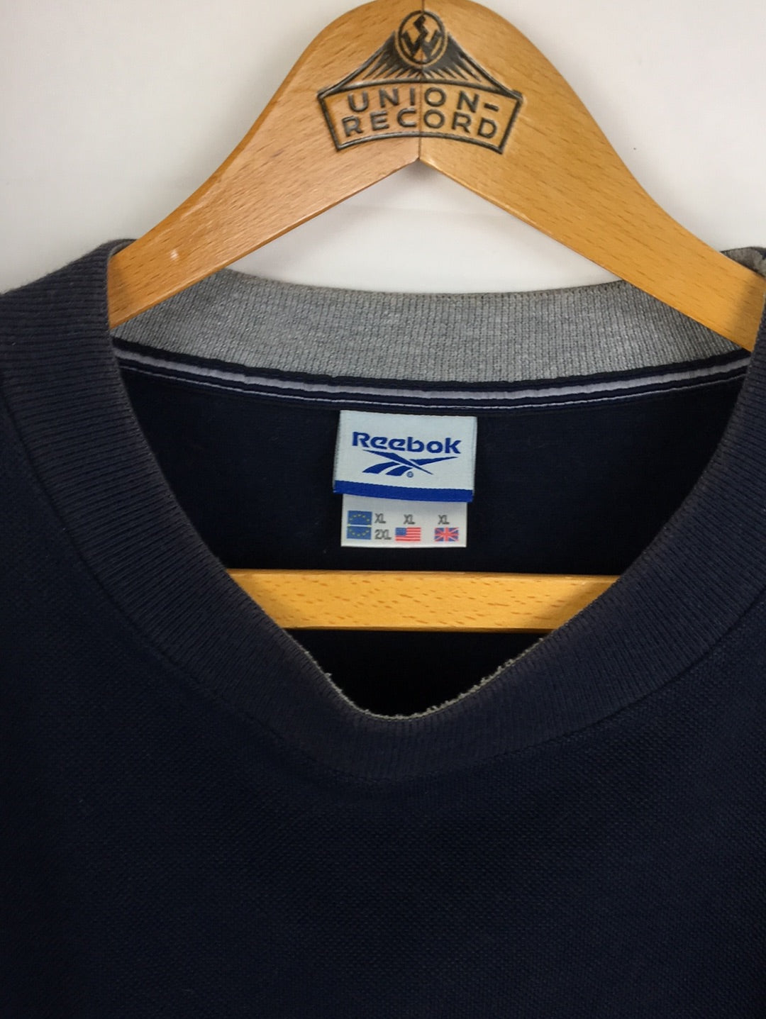 Reebok Sweater (XL)