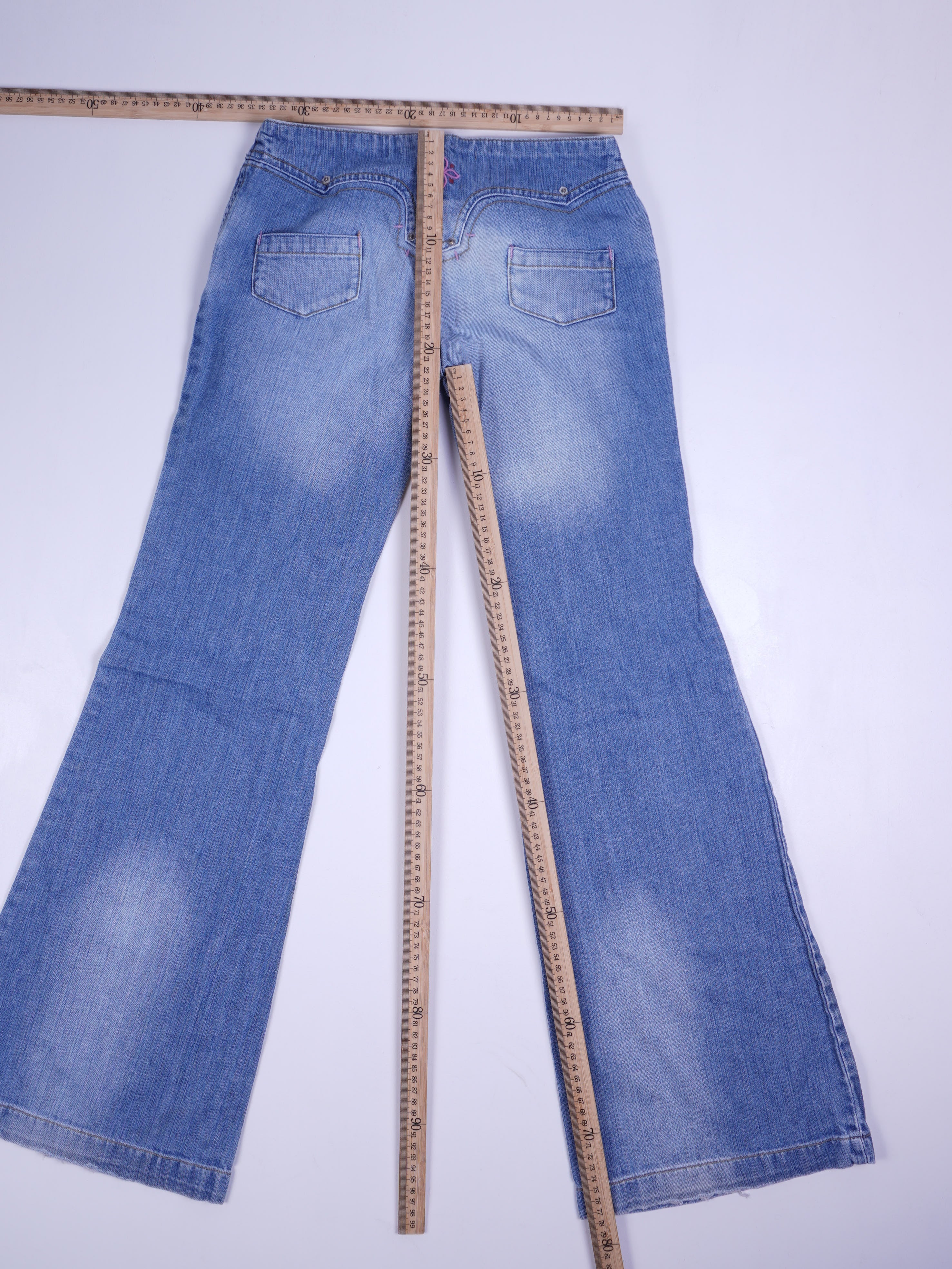 Vintage Jeans (W28)