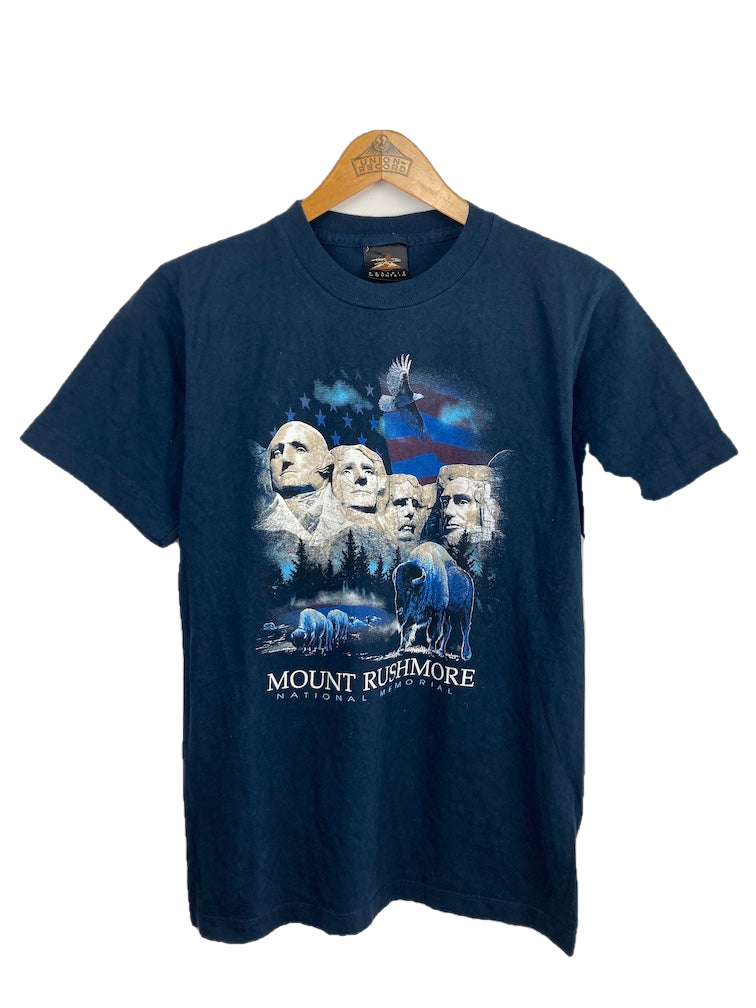 "Mount Rushmore" T-Shirt (S)