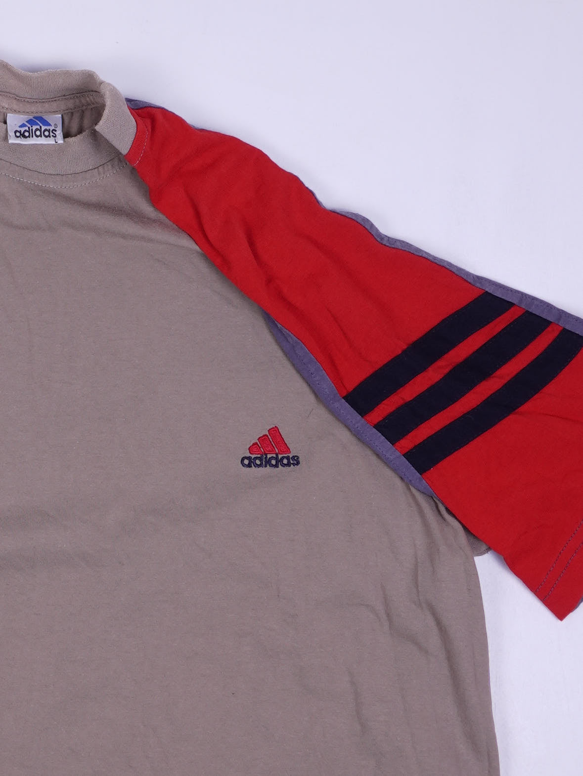 Adidas T-Shirt (L)