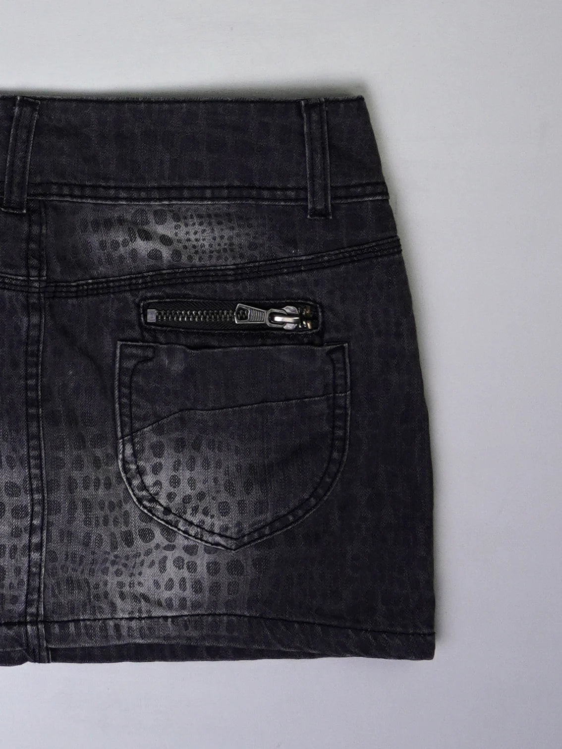 Y2K 40 Mini Rock (L)