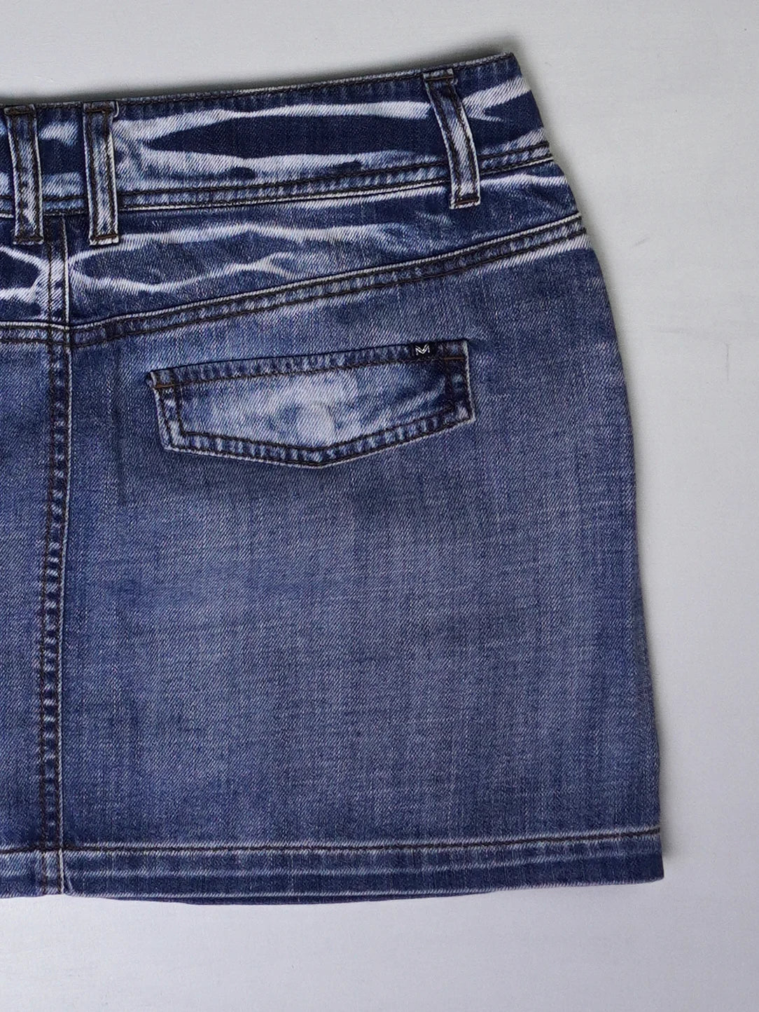 Y2K 42 Mini Rock (XL)