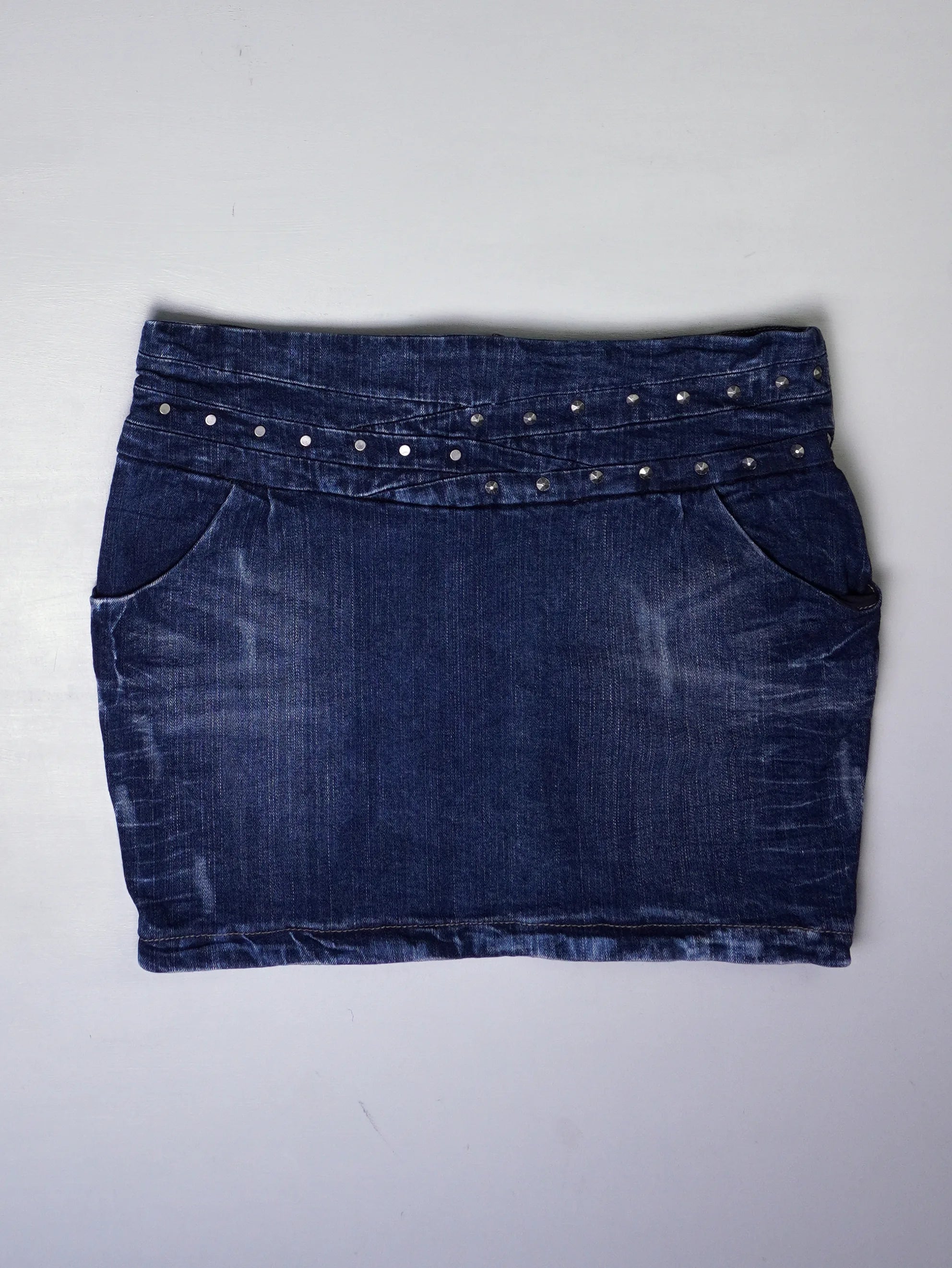 Y2K 42 Mini Rock (XL)