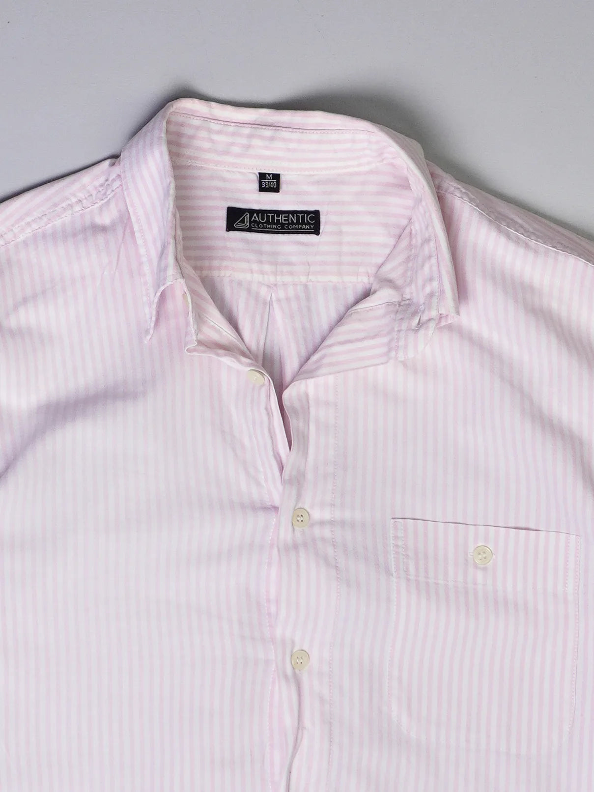 Authentic Kurzarmhemd (M)