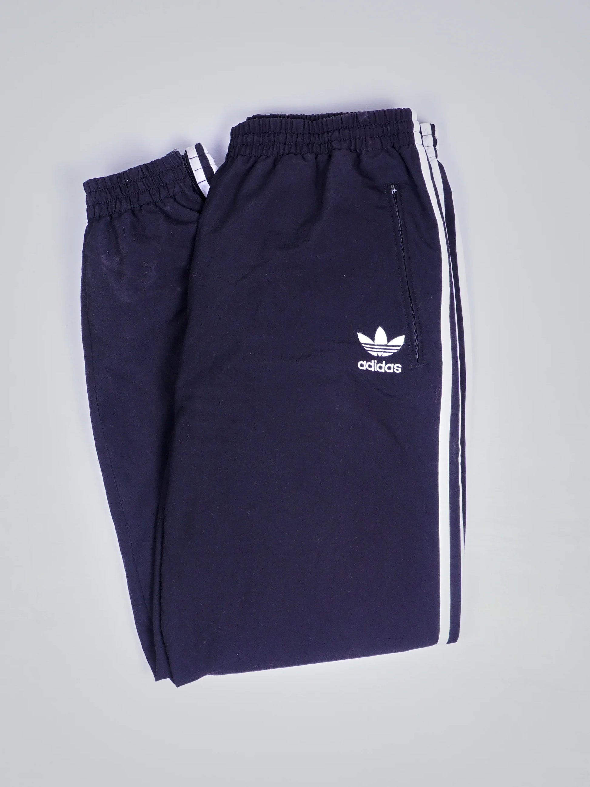 Adidas (L)