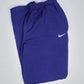 Nike (L)