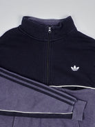 Adidas Sweater (M)