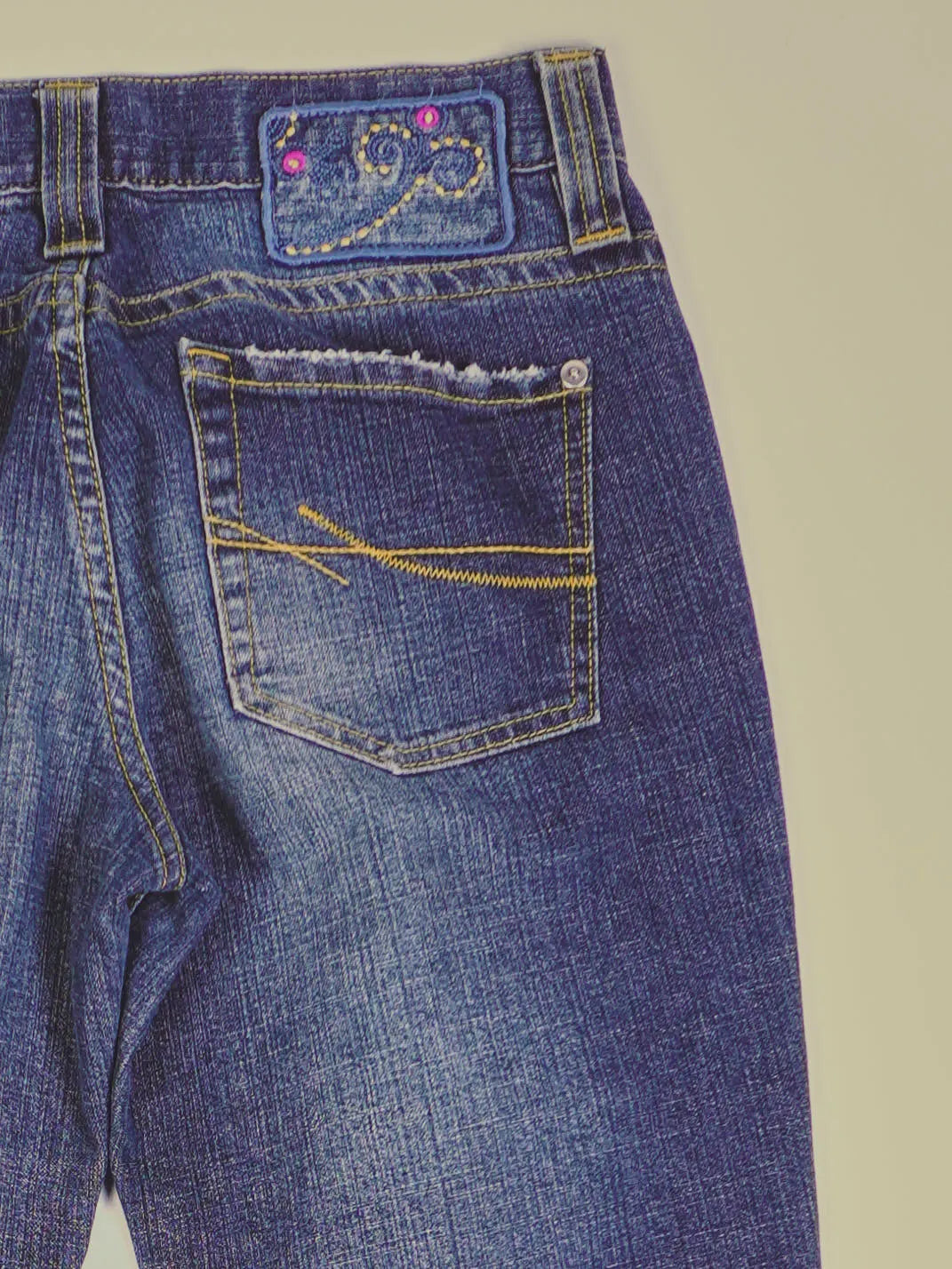 Vintage Reserved Y2K Jeans (W28)