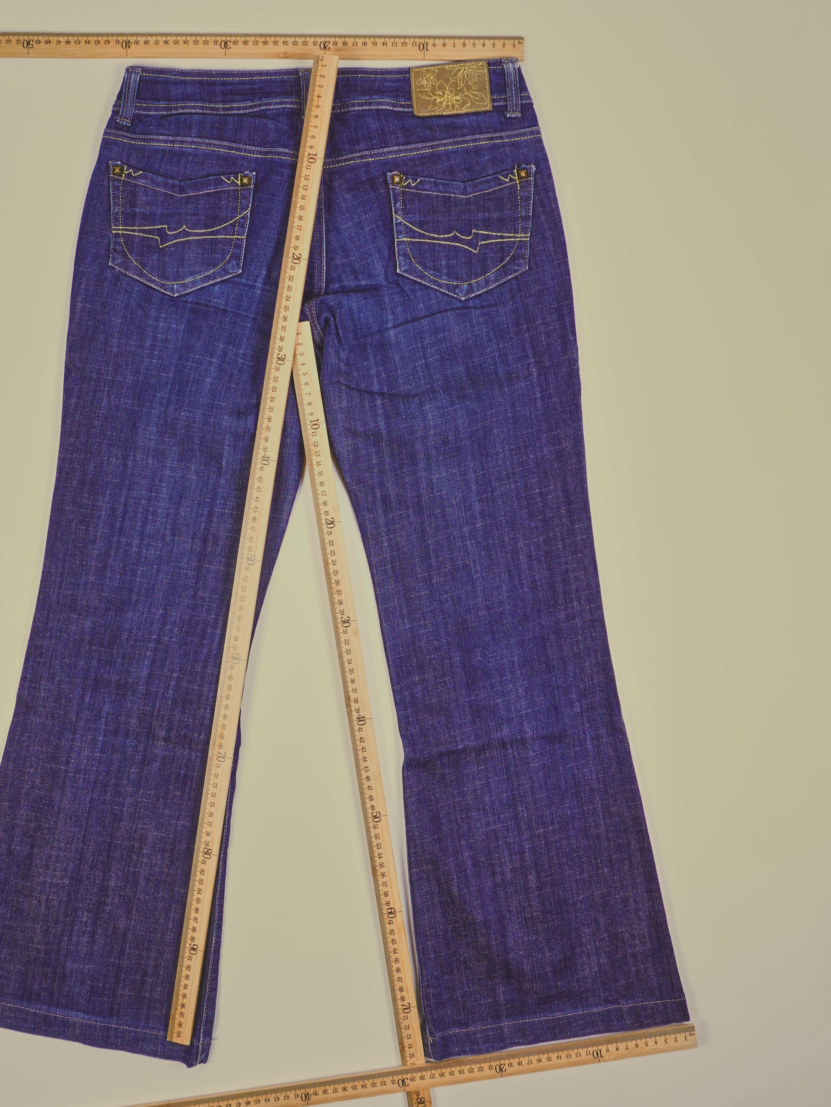 Vintage Y2K Jeans (W30)