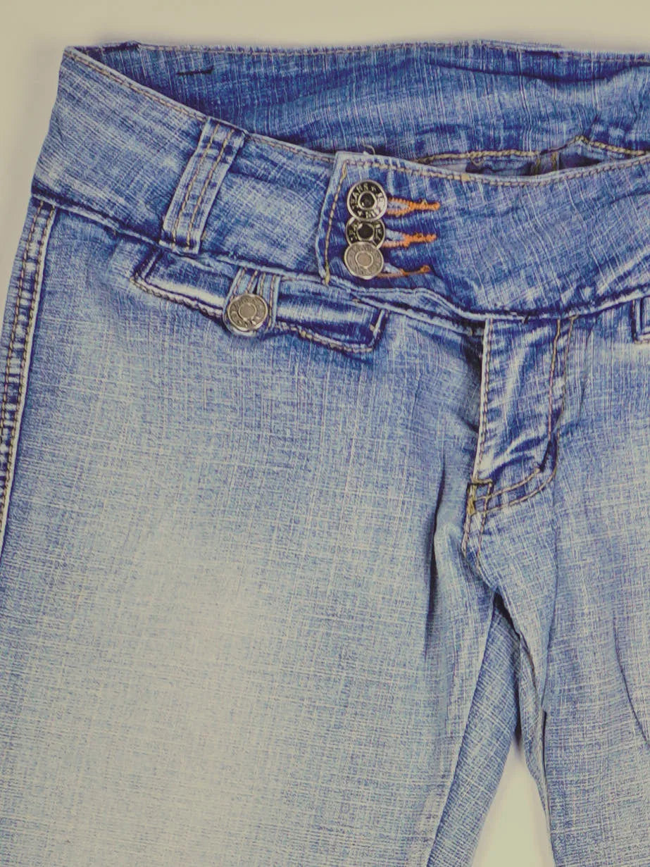 Vintage Low Waist Y2K Jeans (W30)