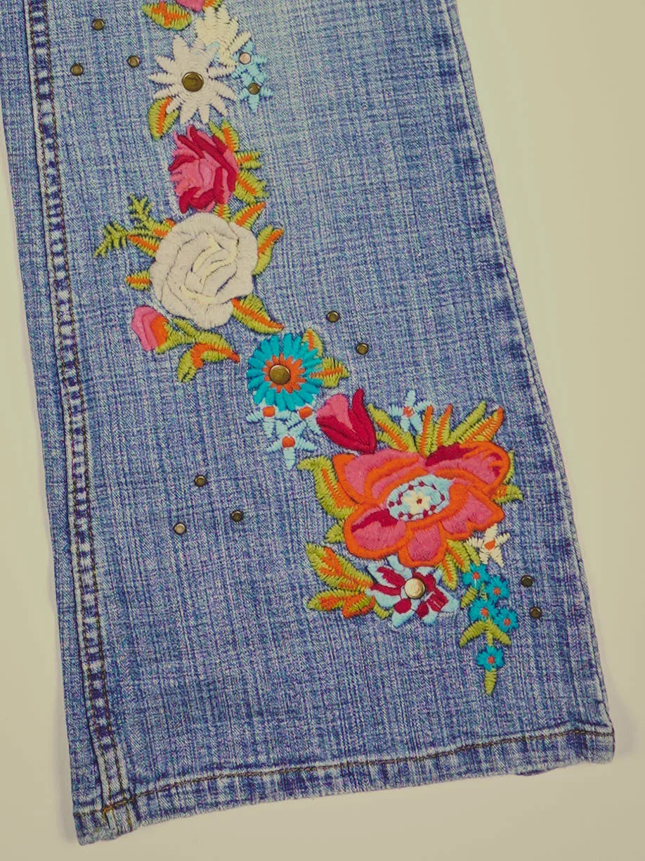 Vintage Y2K Jeans (W28)