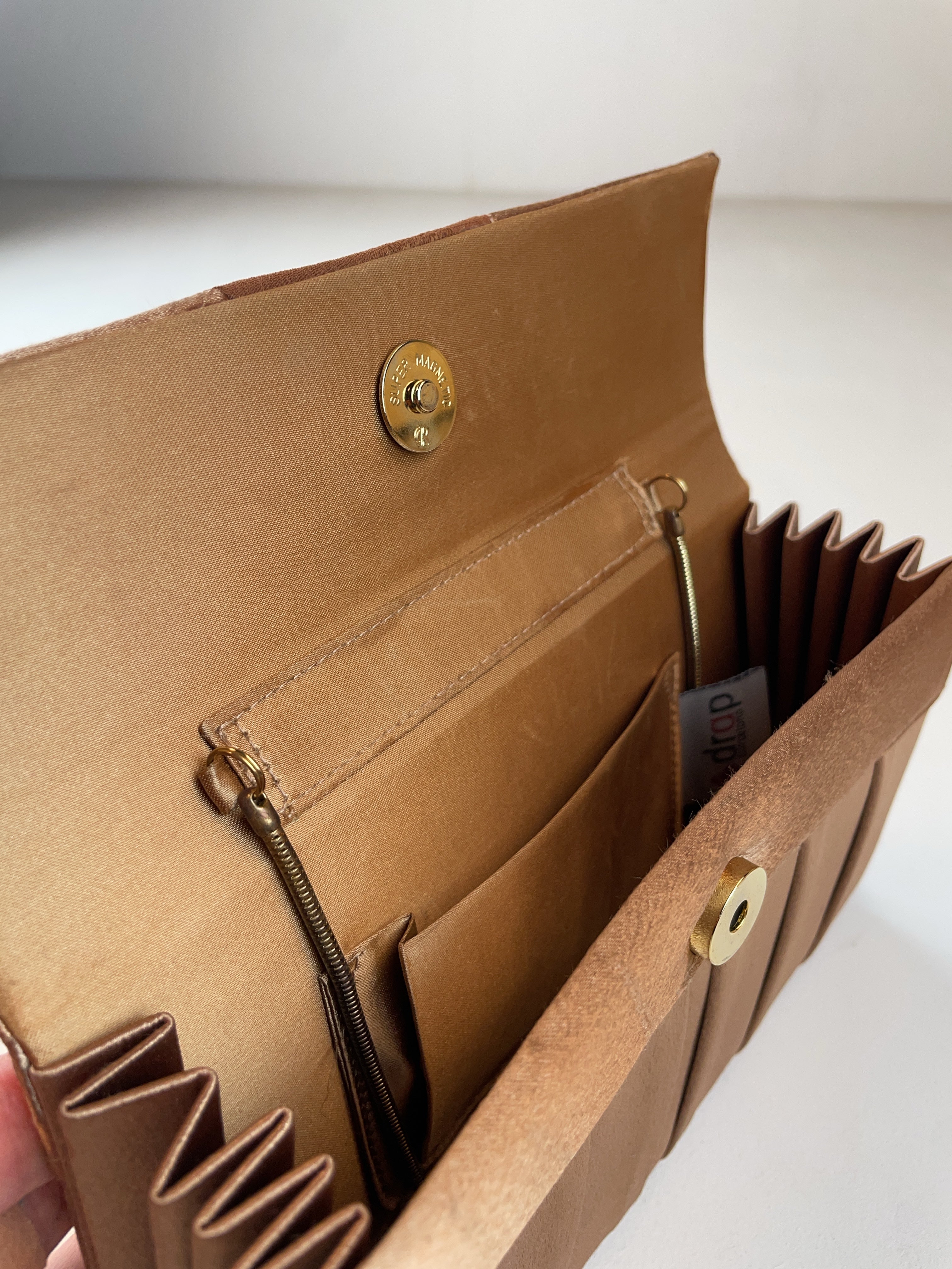 Satin Clutch Tasche Bronze Y2k