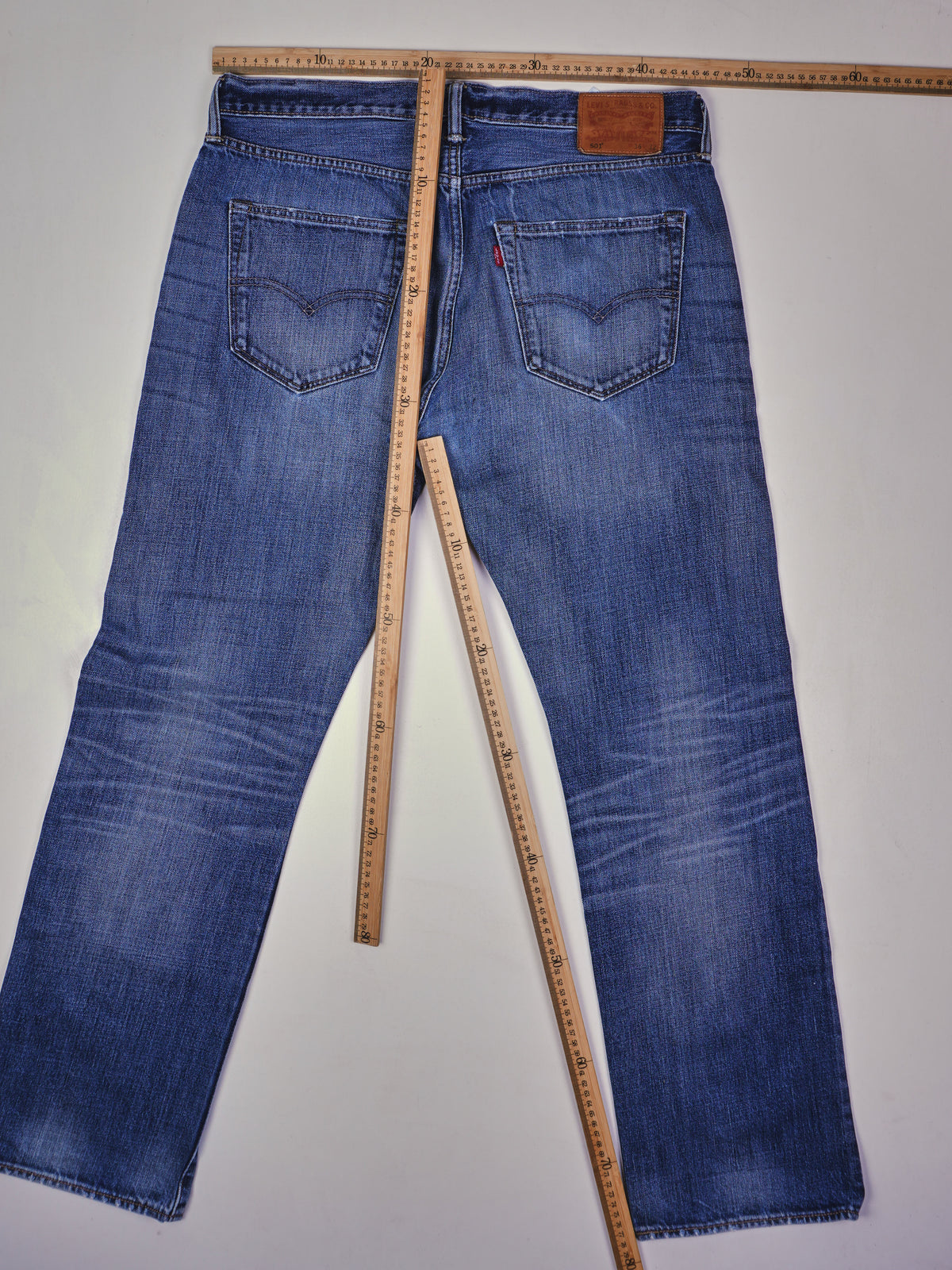 Levis 501 Straight Leg Jeans ()