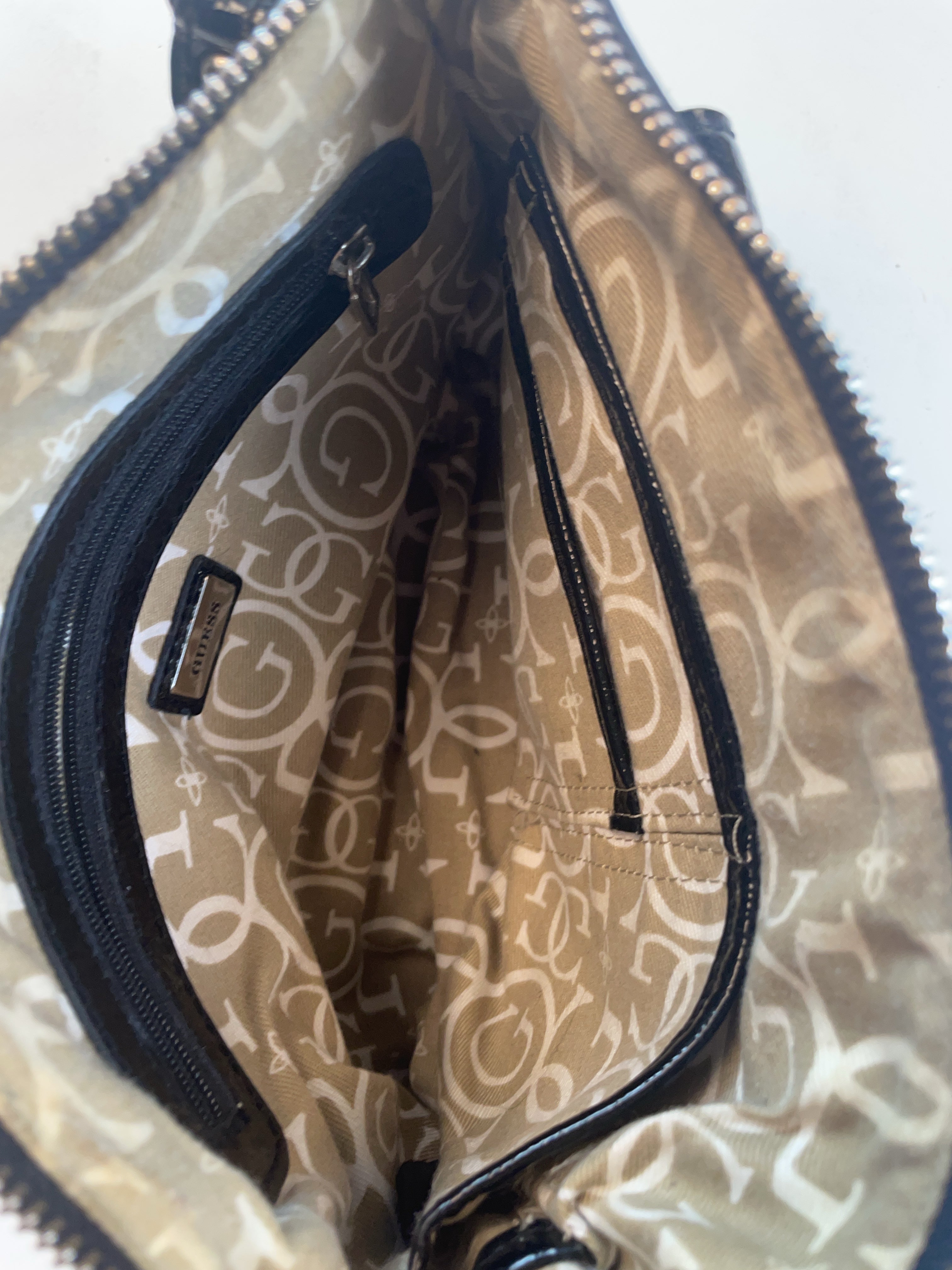 Guess Baguette Tasche Schwarz Y2k
