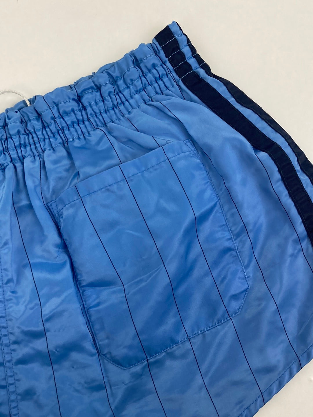 Adidas Shorts (M)