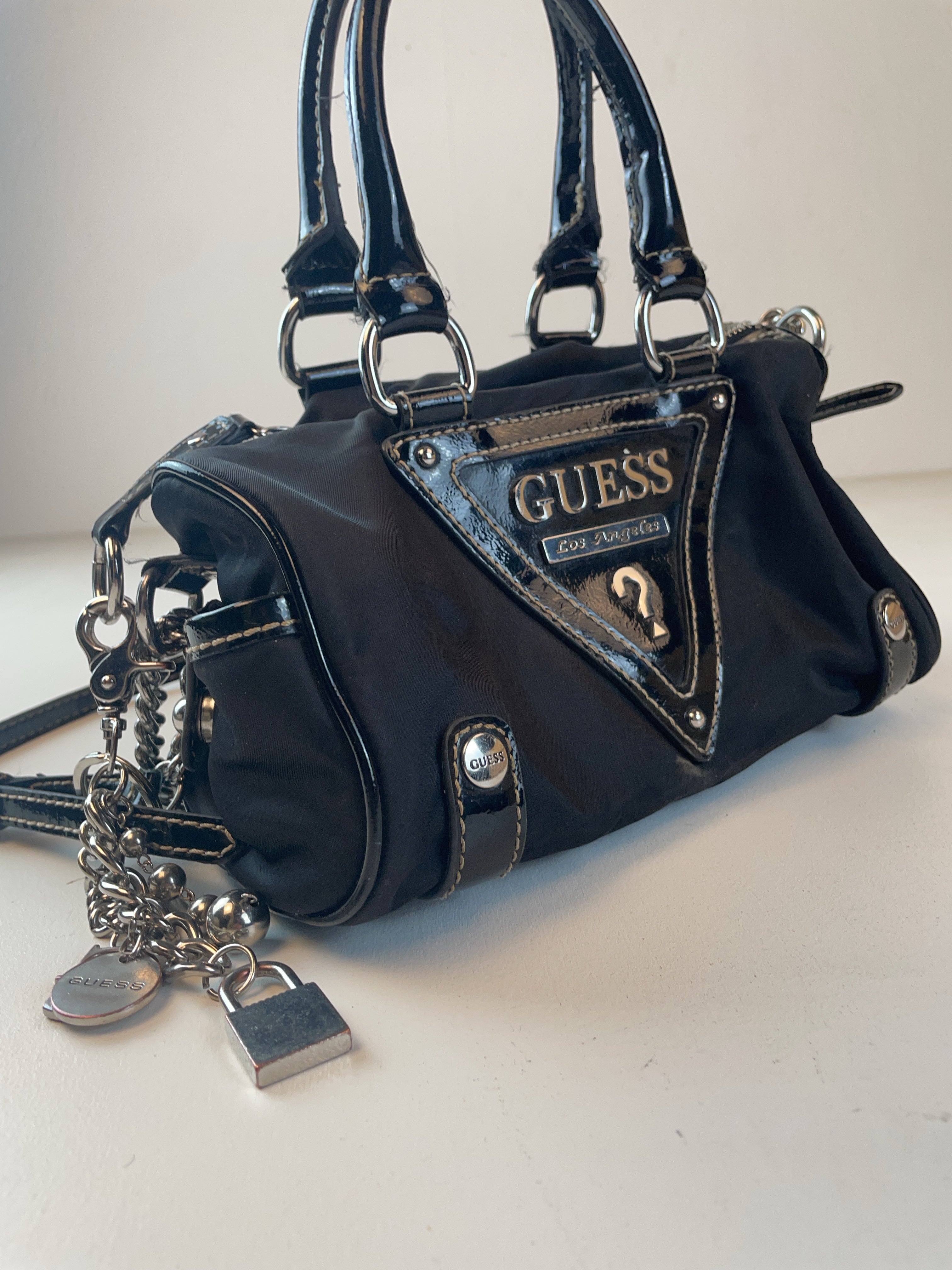 Guess Baguette Tasche Schwarz Y2k
