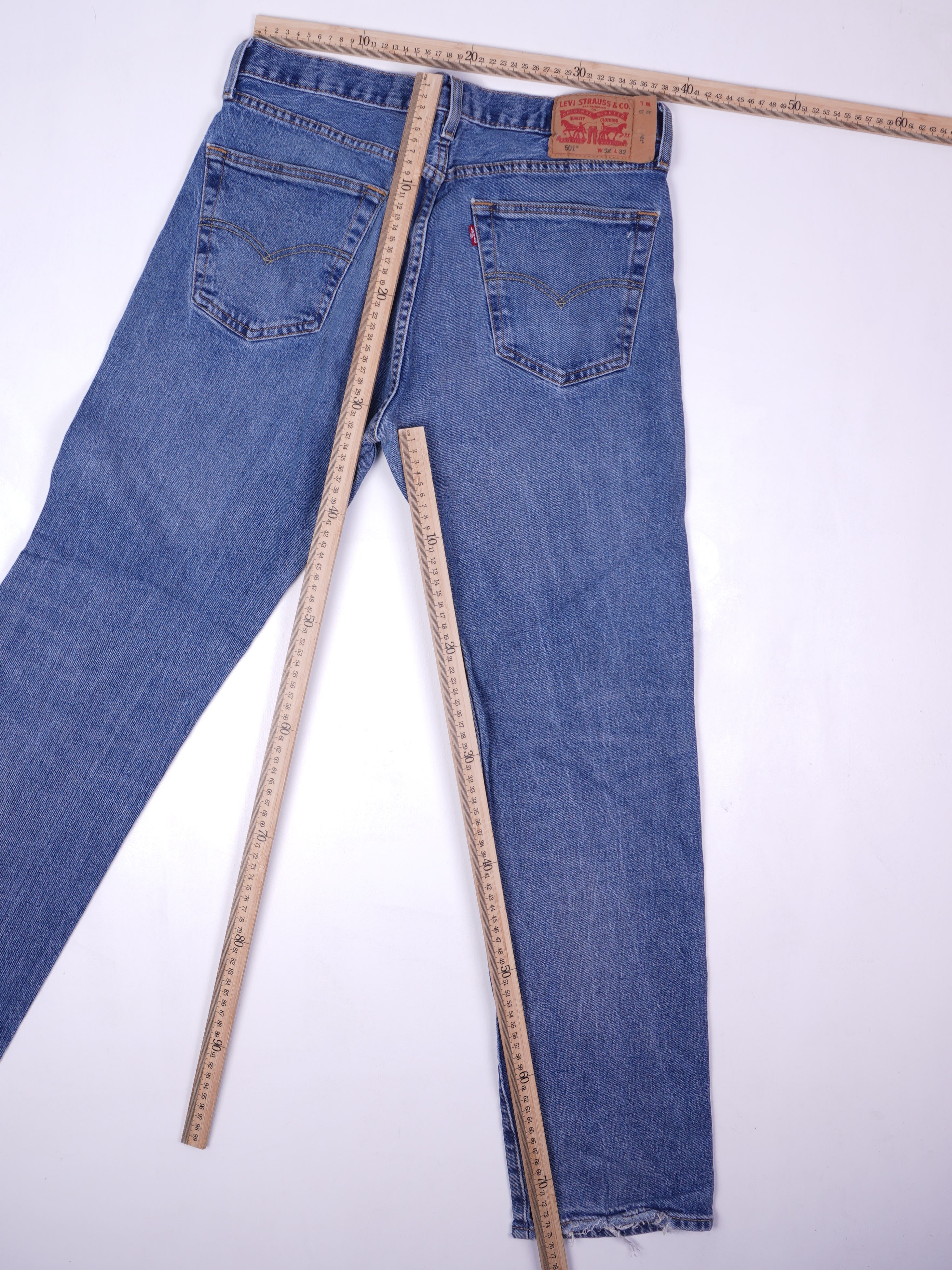 Levis 501 Straight Leg Jeans (W32)