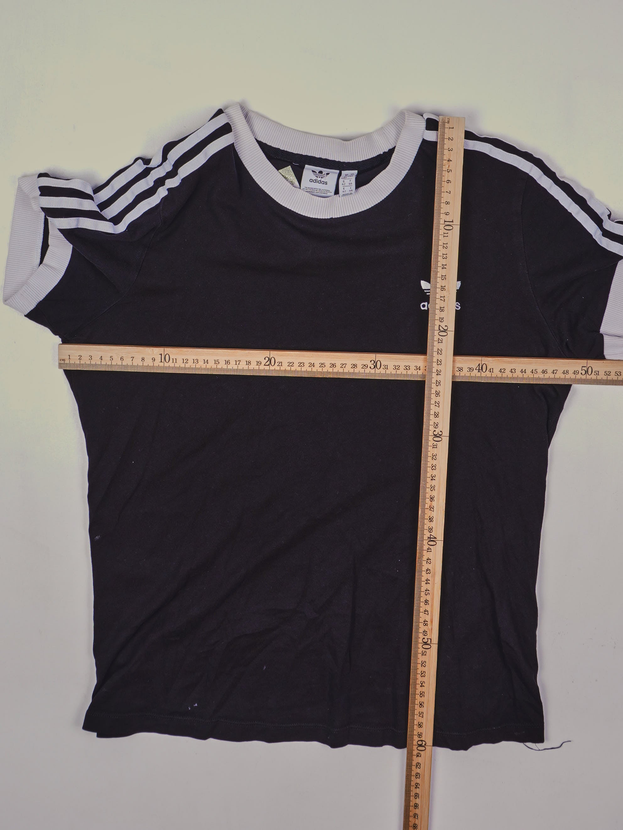 Adidas T-Shirt (M)