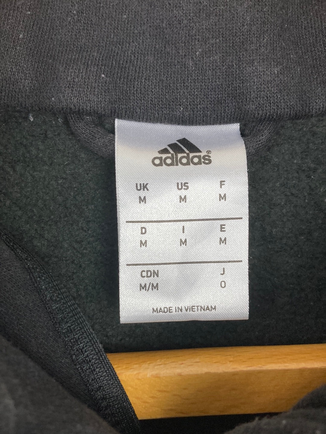 Adidas Sweater (M)