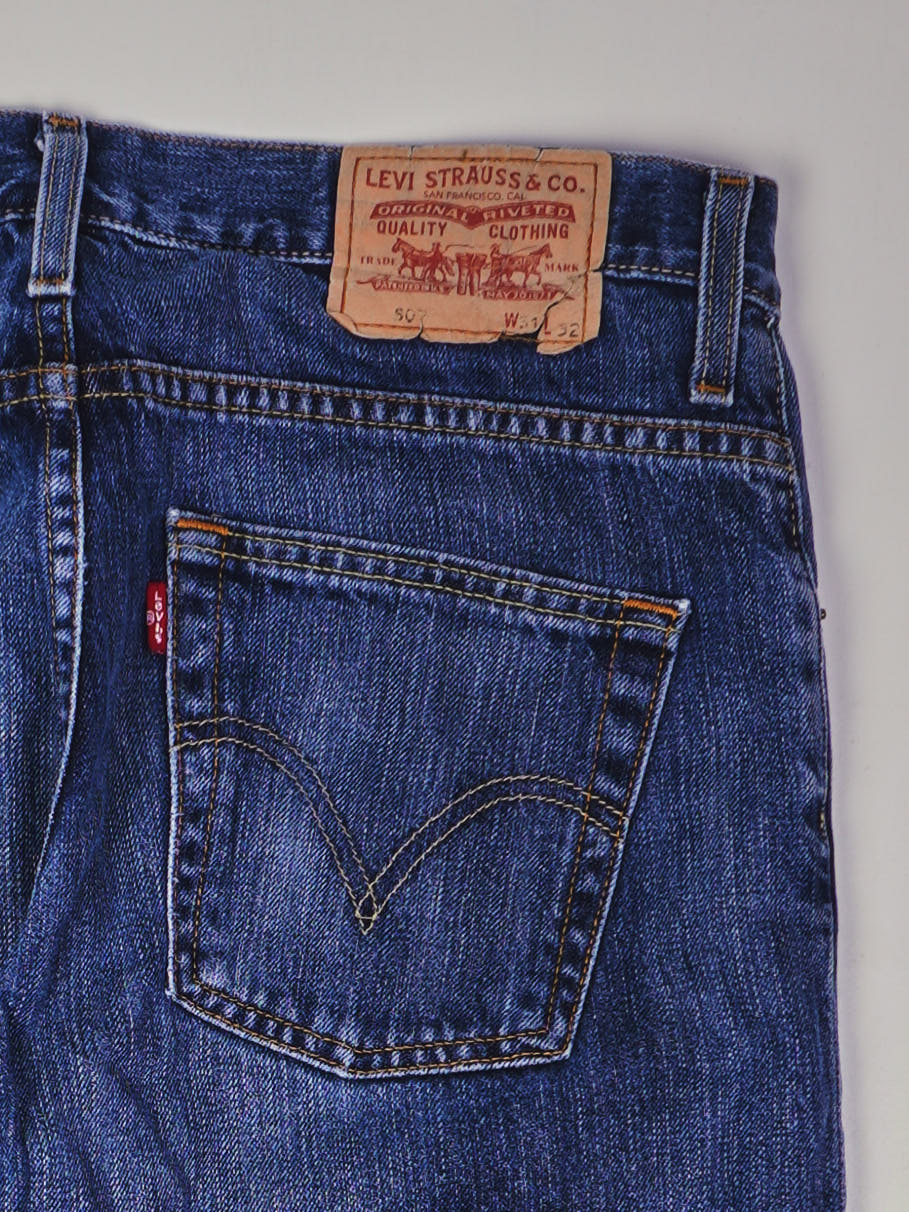 Levis Straight Leg Jeans (W32)