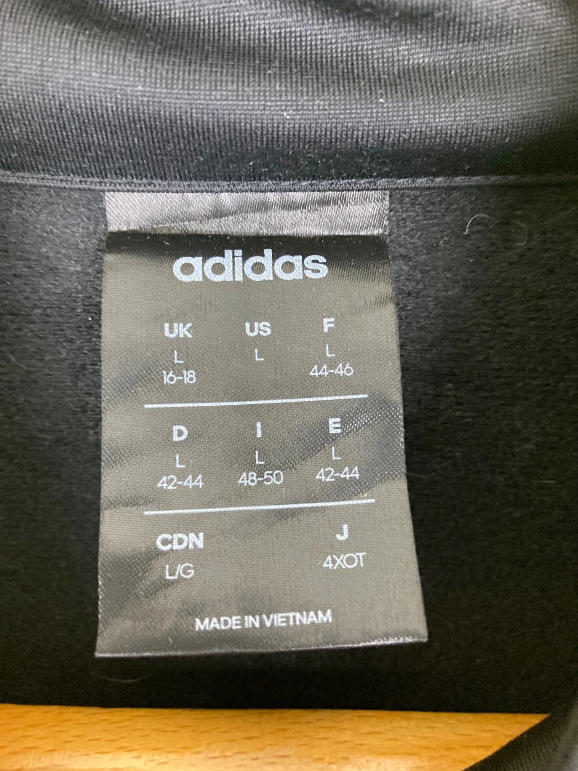 Adidas Trainingsjacke (M)