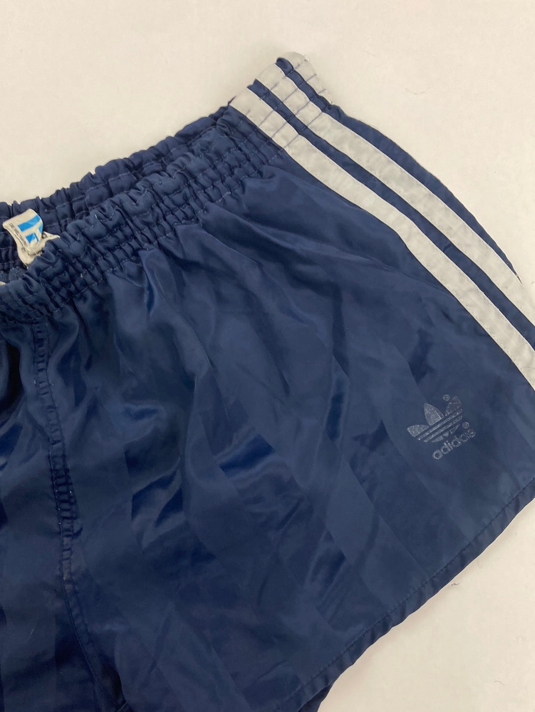 Adidas Shorts (L)