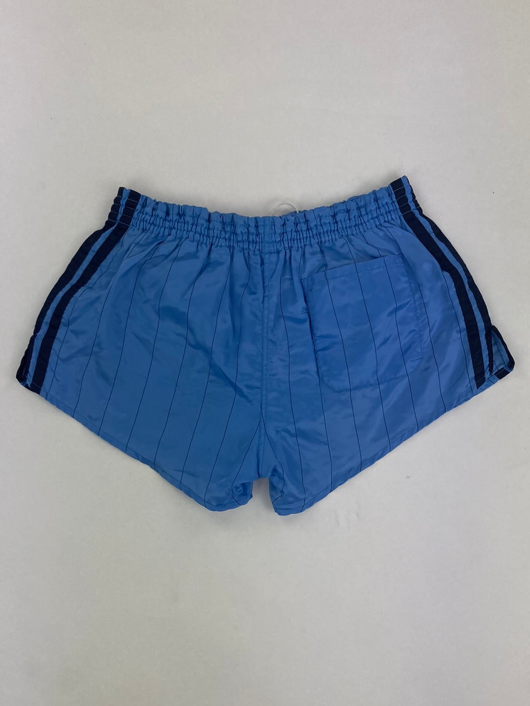 Adidas Shorts (M)