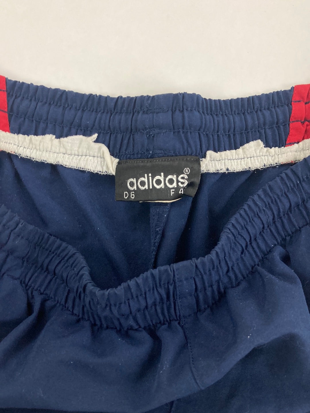 Adidas Shorts (M)